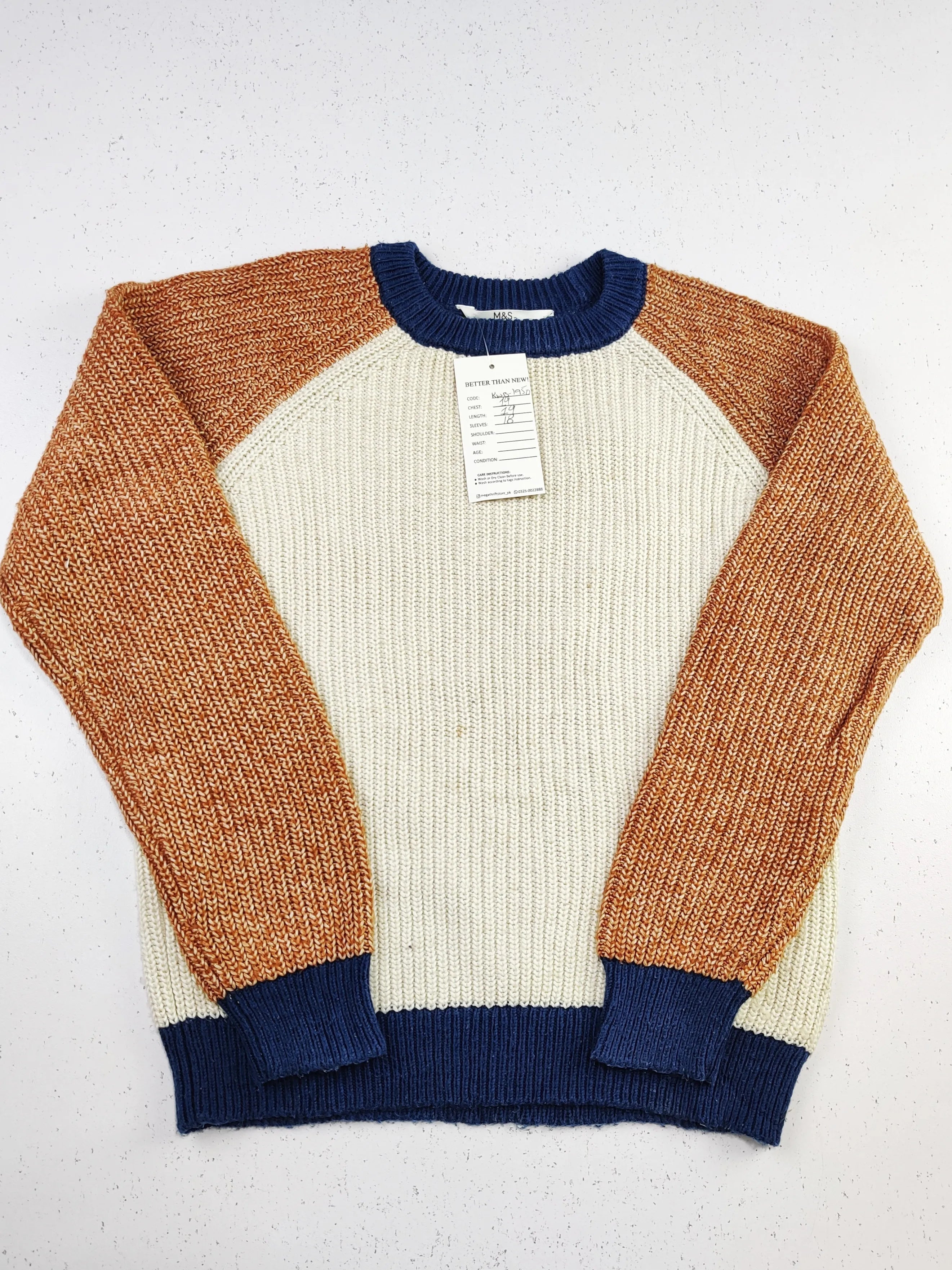 Buy online pre-used pre-loved 100% authentic & Original branded Marks & Spencer (KWB-1950) available in Pakistan. Top international brands avilable.