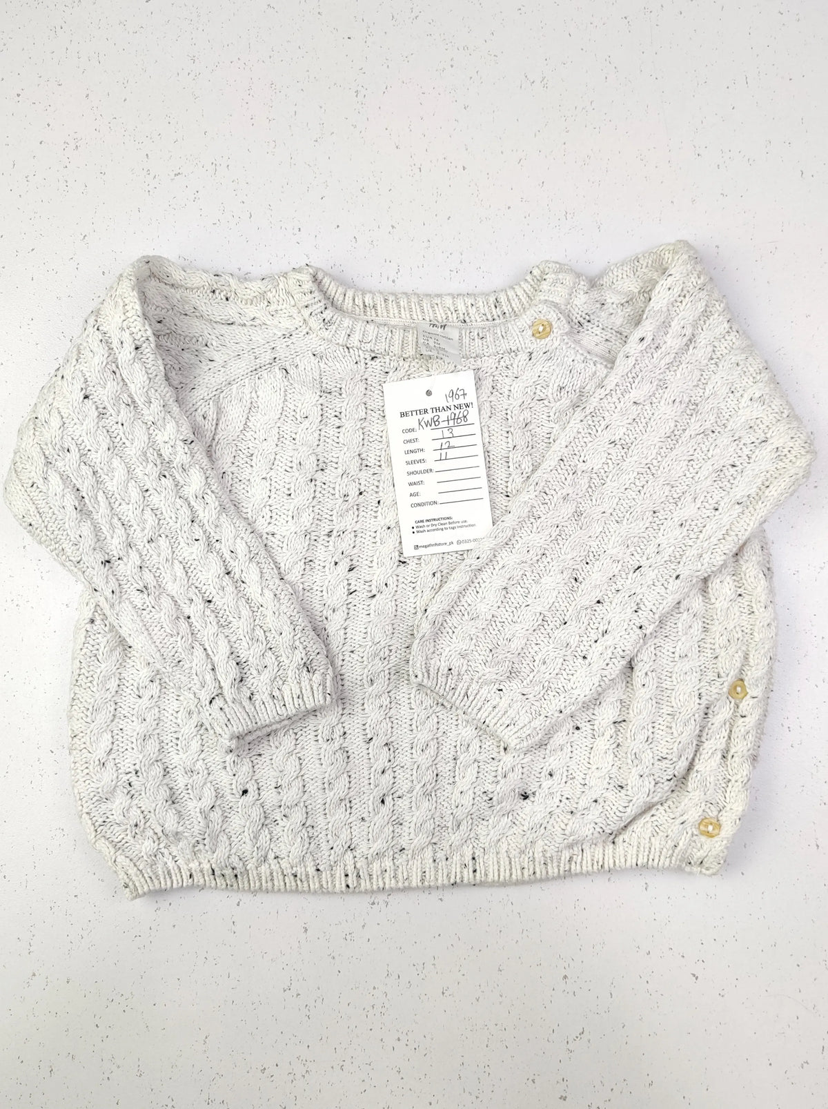 Buy online pre-used pre-loved 100% authentic & Original branded H&M (KWB-1967) available in Pakistan. Top international brands avilable.