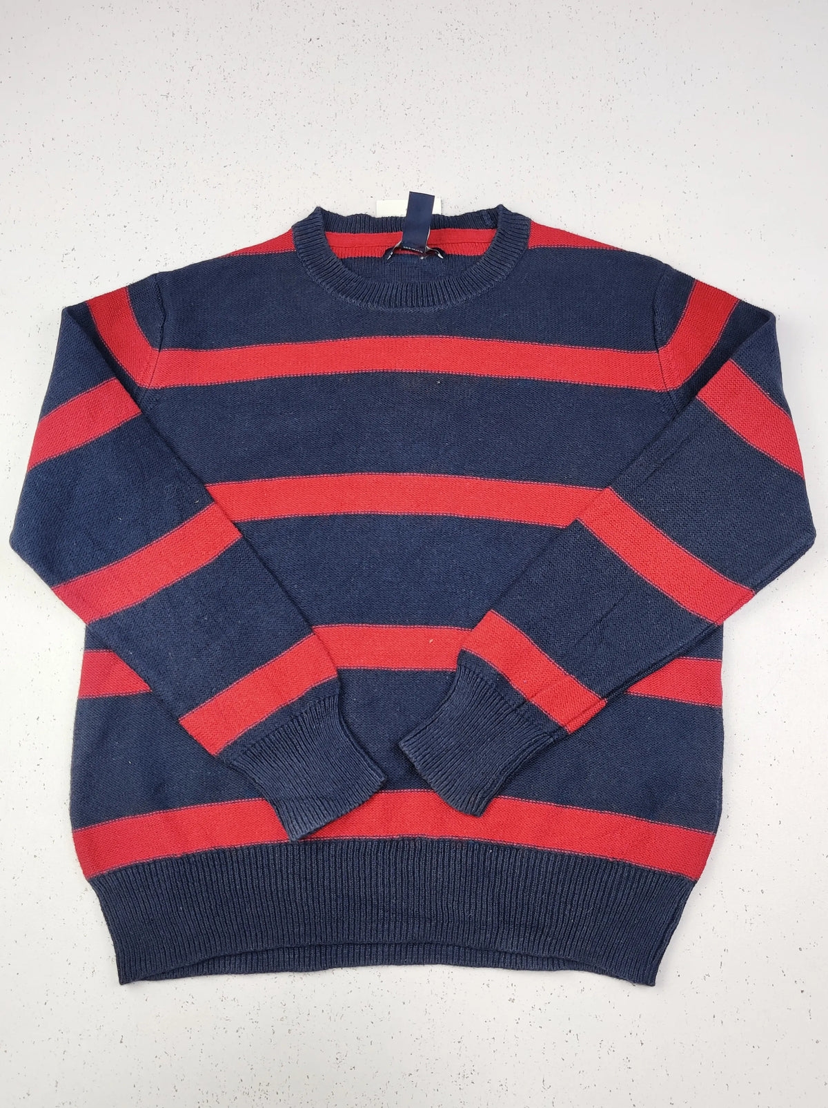Buy online pre-used pre-loved 100% authentic & Original branded Gap (KWB-1988) available in Pakistan. Top international brands avilable.
