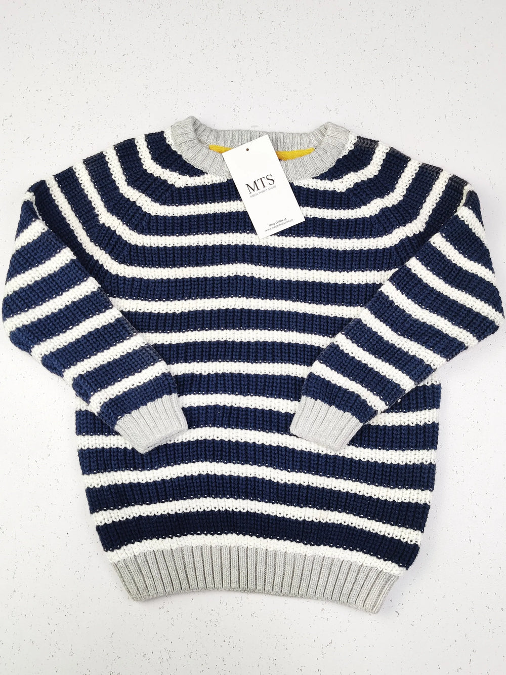 Buy online pre-used pre-loved 100% authentic & Original branded George (KWB-2002) available in Pakistan. Top international brands avilable.