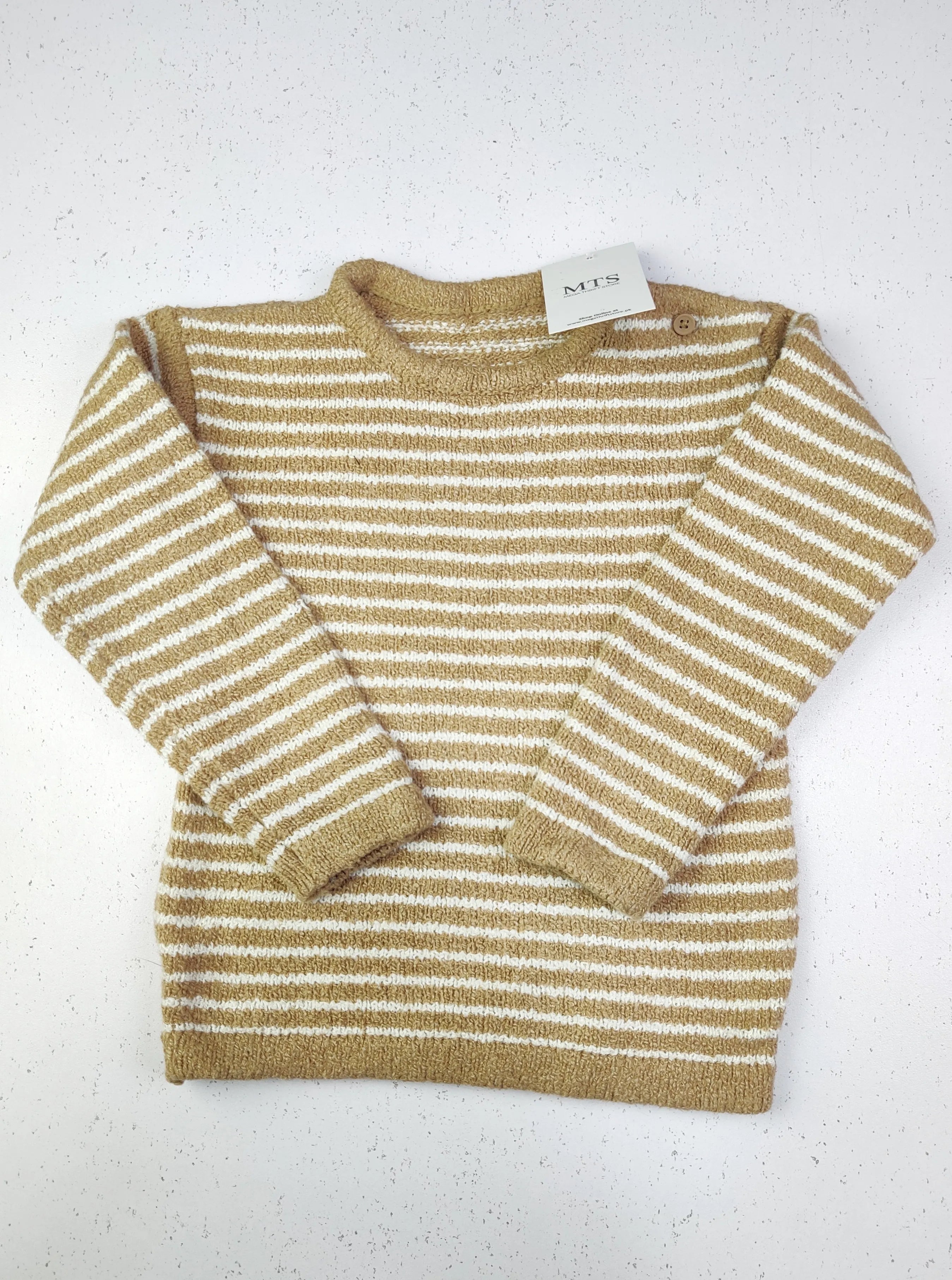 Buy online pre-used pre-loved 100% authentic & Original branded Marks & Spencer (KWB-2016) available in Pakistan. Top international brands avilable.