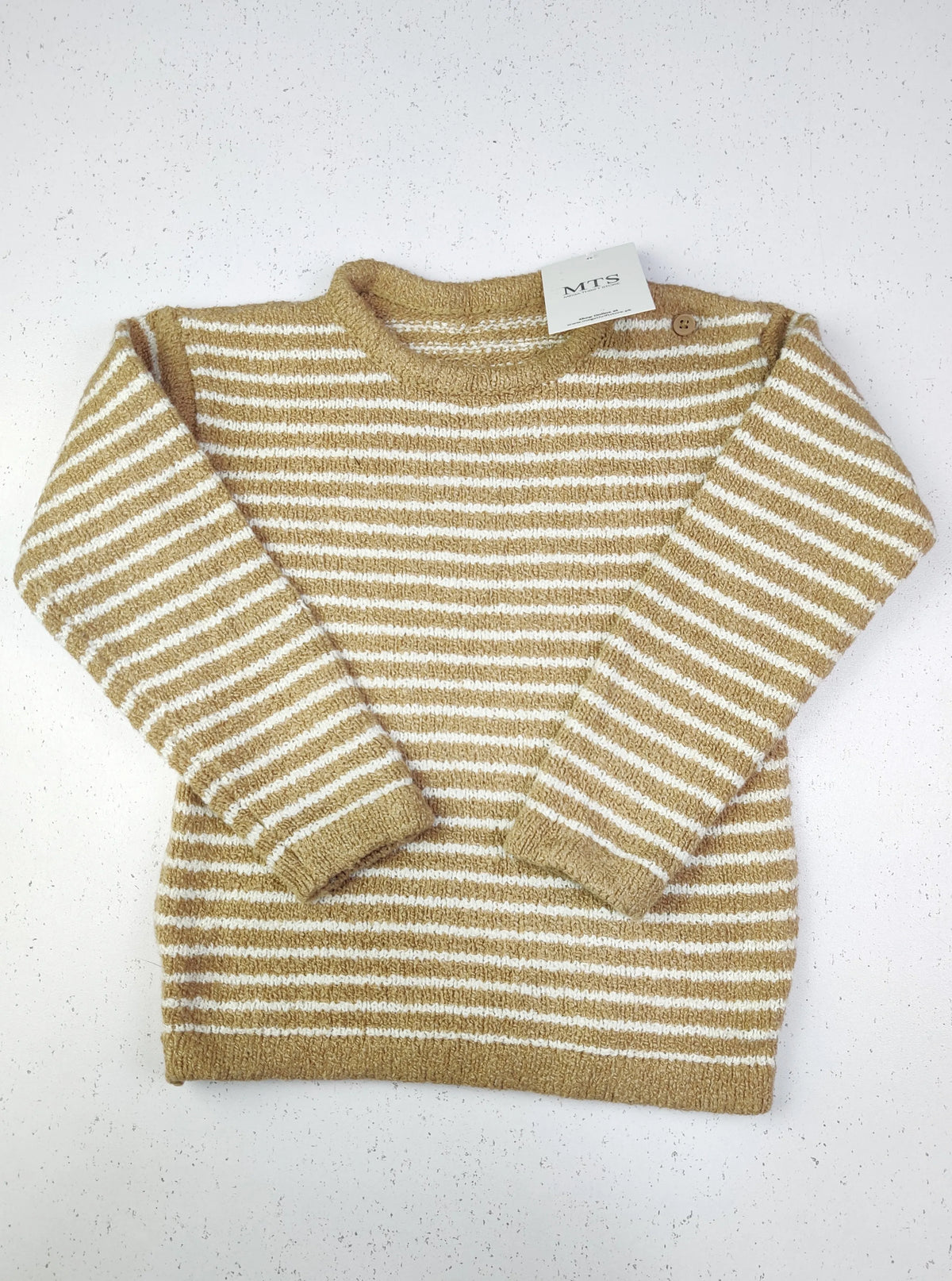Buy online pre-used pre-loved 100% authentic & Original branded Marks & Spencer (KWB-2016) available in Pakistan. Top international brands avilable.