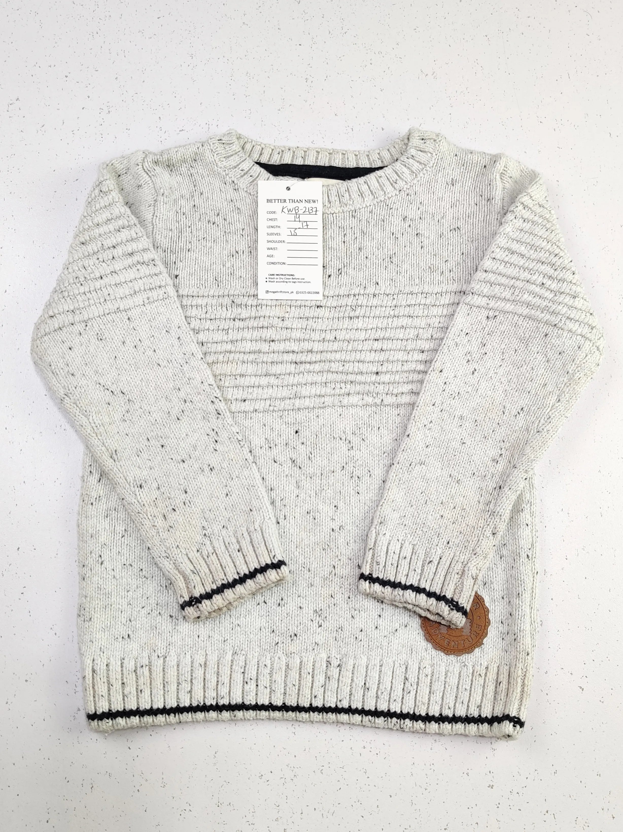 Buy online pre-used pre-loved 100% authentic & Original branded F&F (KWB-2137) available in Pakistan. Top international brands avilable.