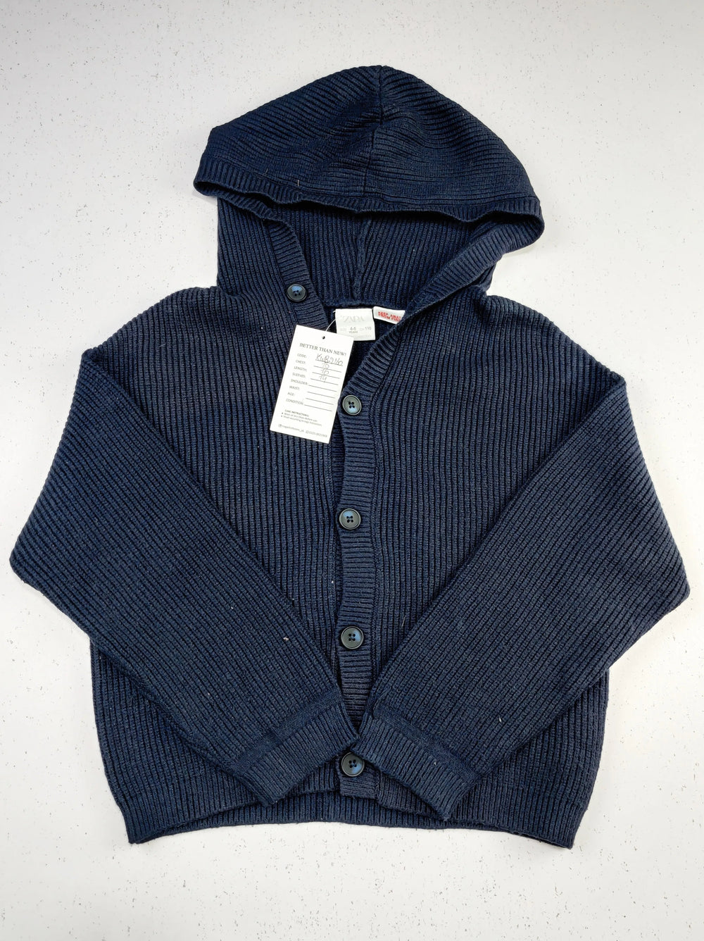 Buy online pre-used pre-loved 100% authentic & Original branded Zara (KWB-2160) available in Pakistan. Top international brands avilable.