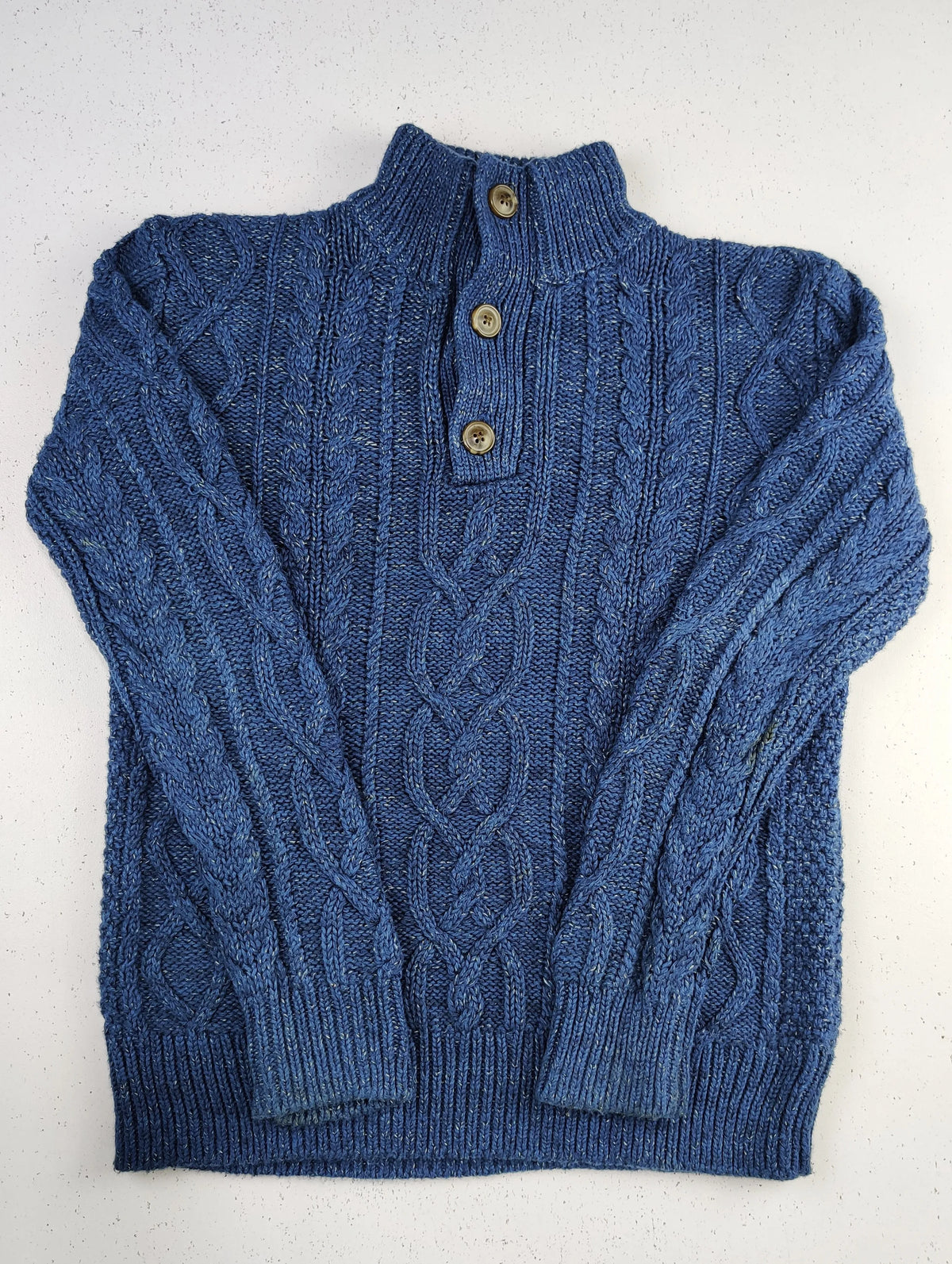 Buy online pre-used pre-loved 100% authentic & Original branded Gap (KWB-2168) available in Pakistan. Top international brands avilable.