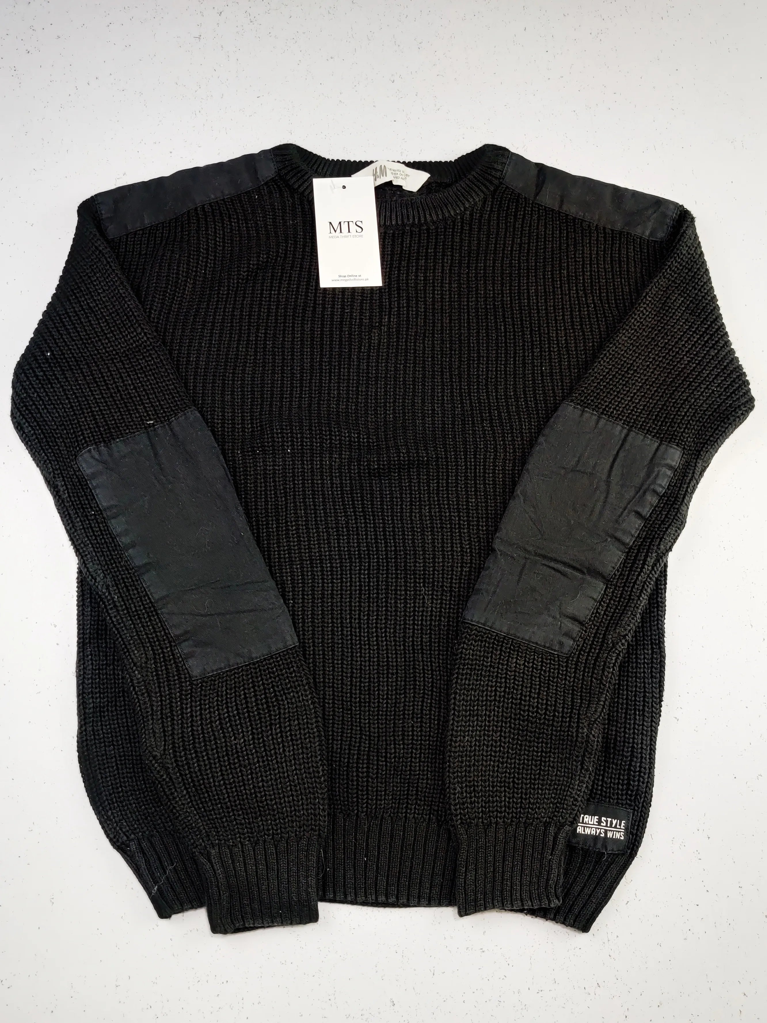 Buy online pre-used pre-loved 100% authentic & Original branded H&M (KWB-2260) available in Pakistan. Top international brands avilable.