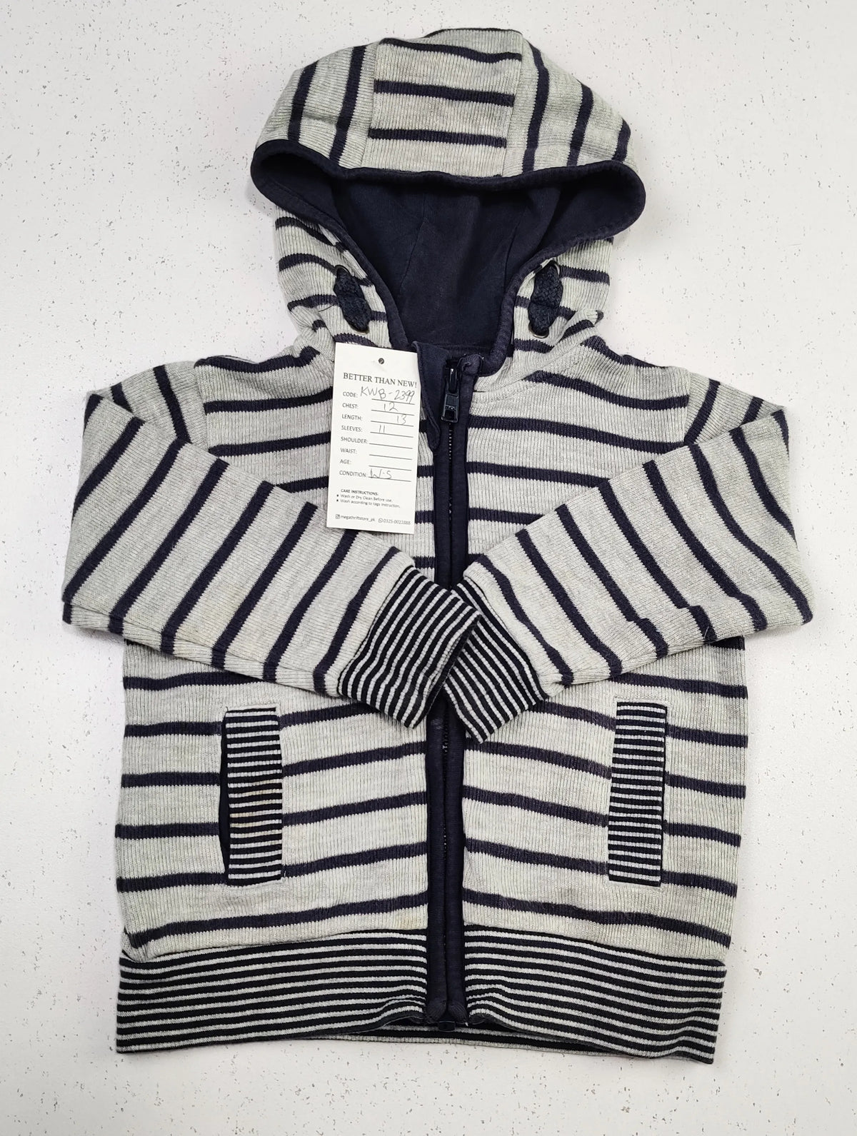 Buy online pre-used pre-loved 100% authentic & Original branded Marks & Spencer (KWB-2399) available in Pakistan. Top international brands avilable.