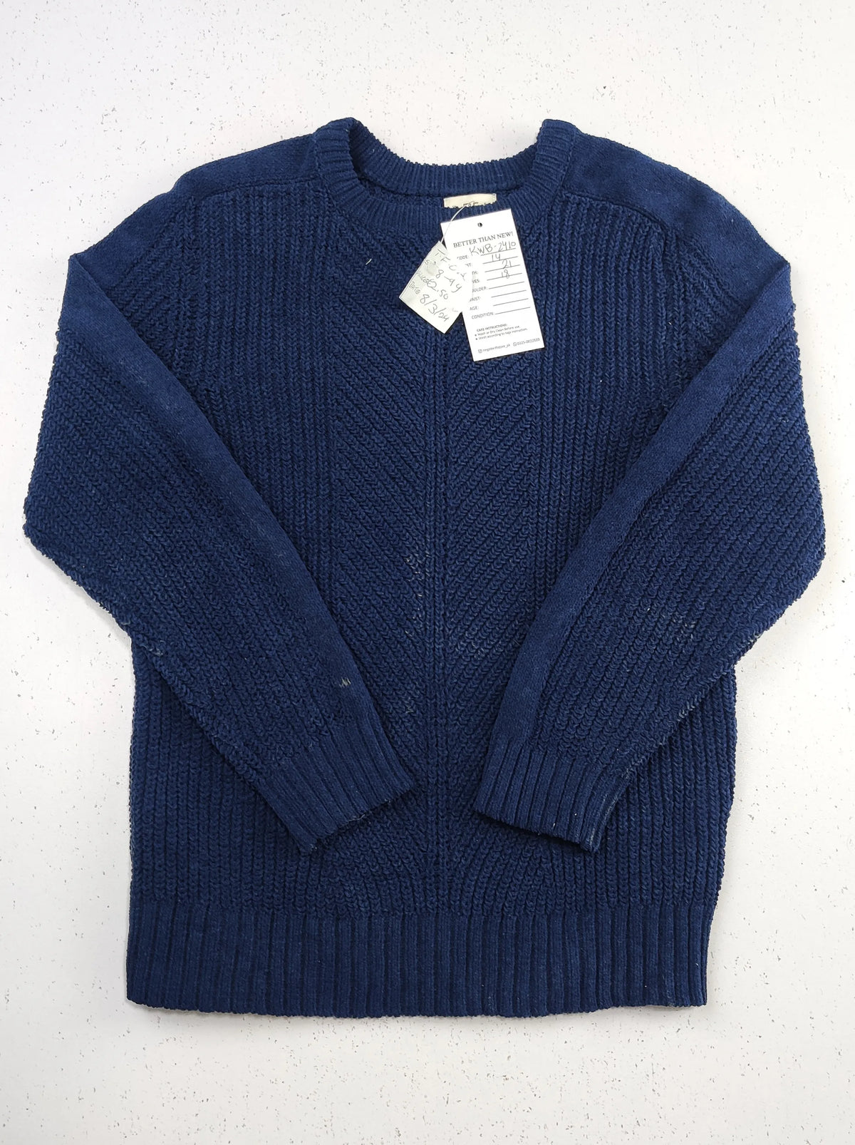 Buy online pre-used pre-loved 100% authentic & Original branded F&F (KWB-2410) available in Pakistan. Top international brands avilable.