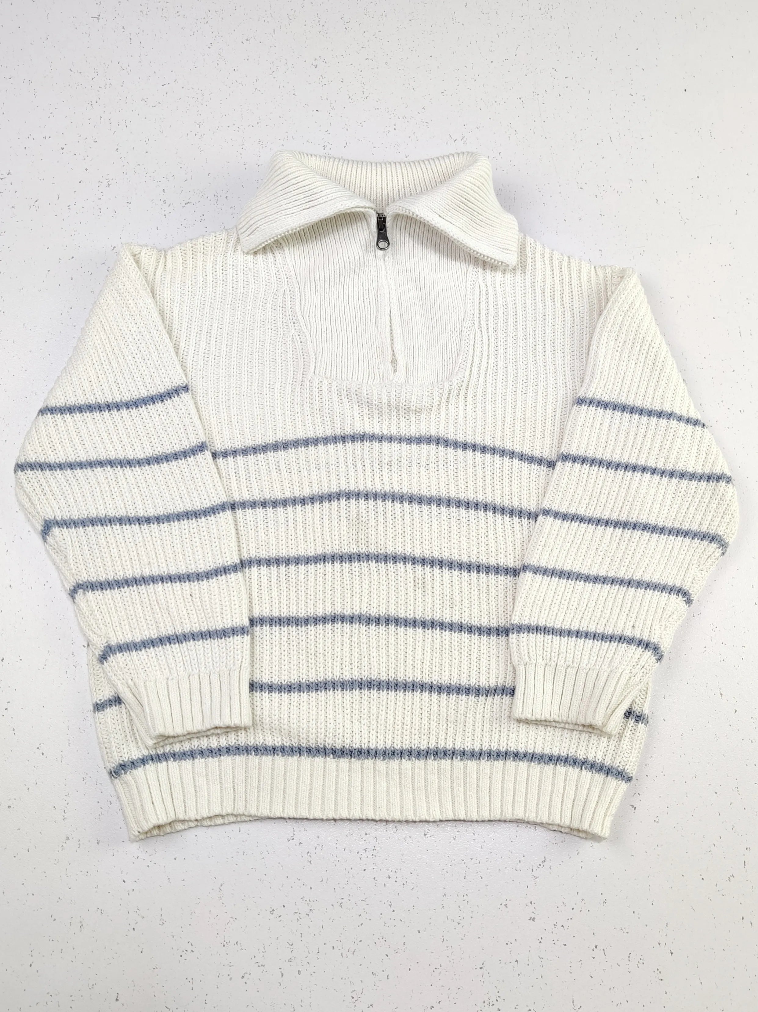 Buy online pre-used pre-loved 100% authentic & Original branded Zara (KWB-2435) available in Pakistan. Top international brands avilable.