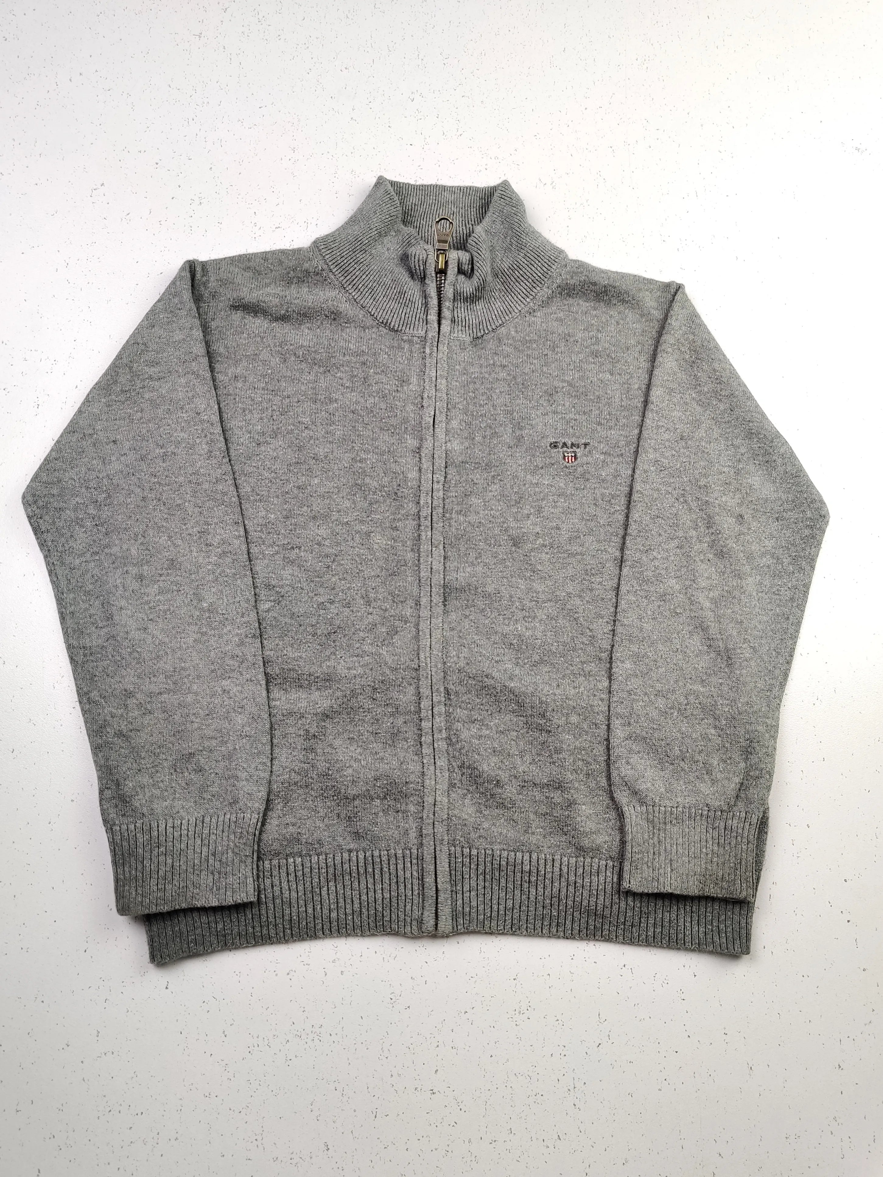 Buy online pre-used pre-loved 100% authentic & Original branded Gant (KWB-2455) available in Pakistan. Top international brands avilable.