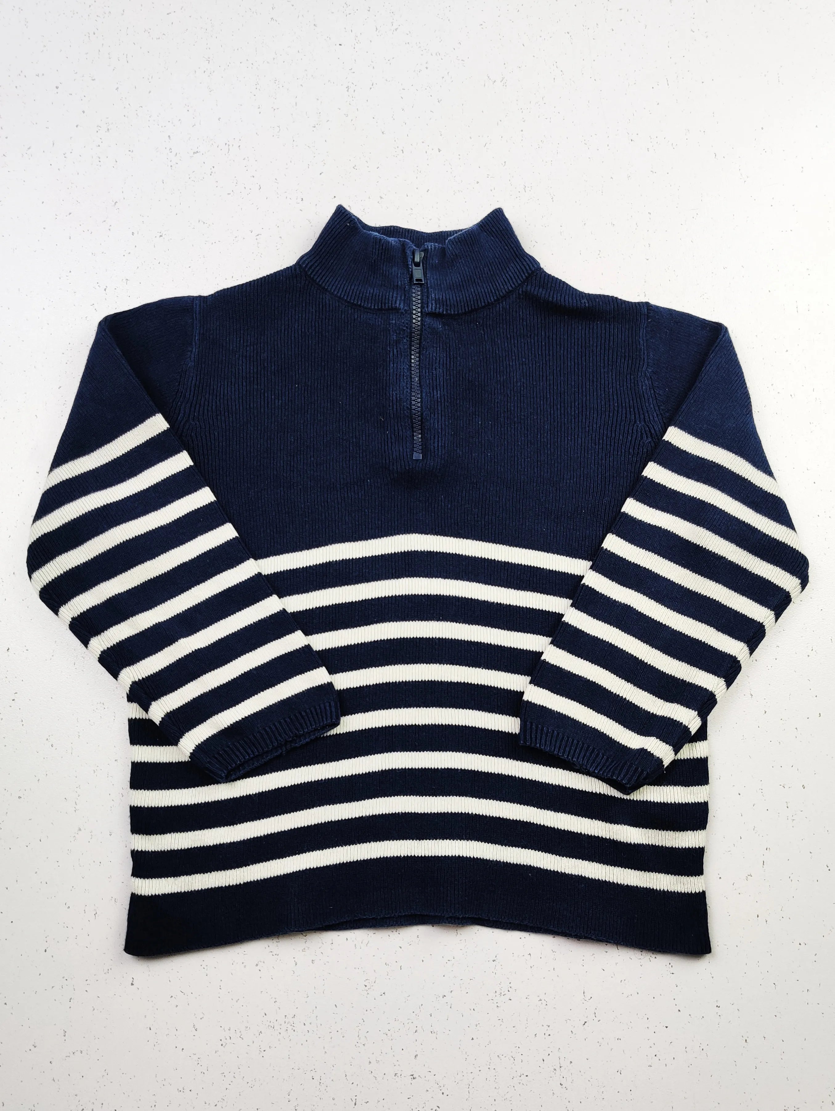Buy online pre-used pre-loved 100% authentic & Original branded H&M (KWB-2462) available in Pakistan. Top international brands avilable.
