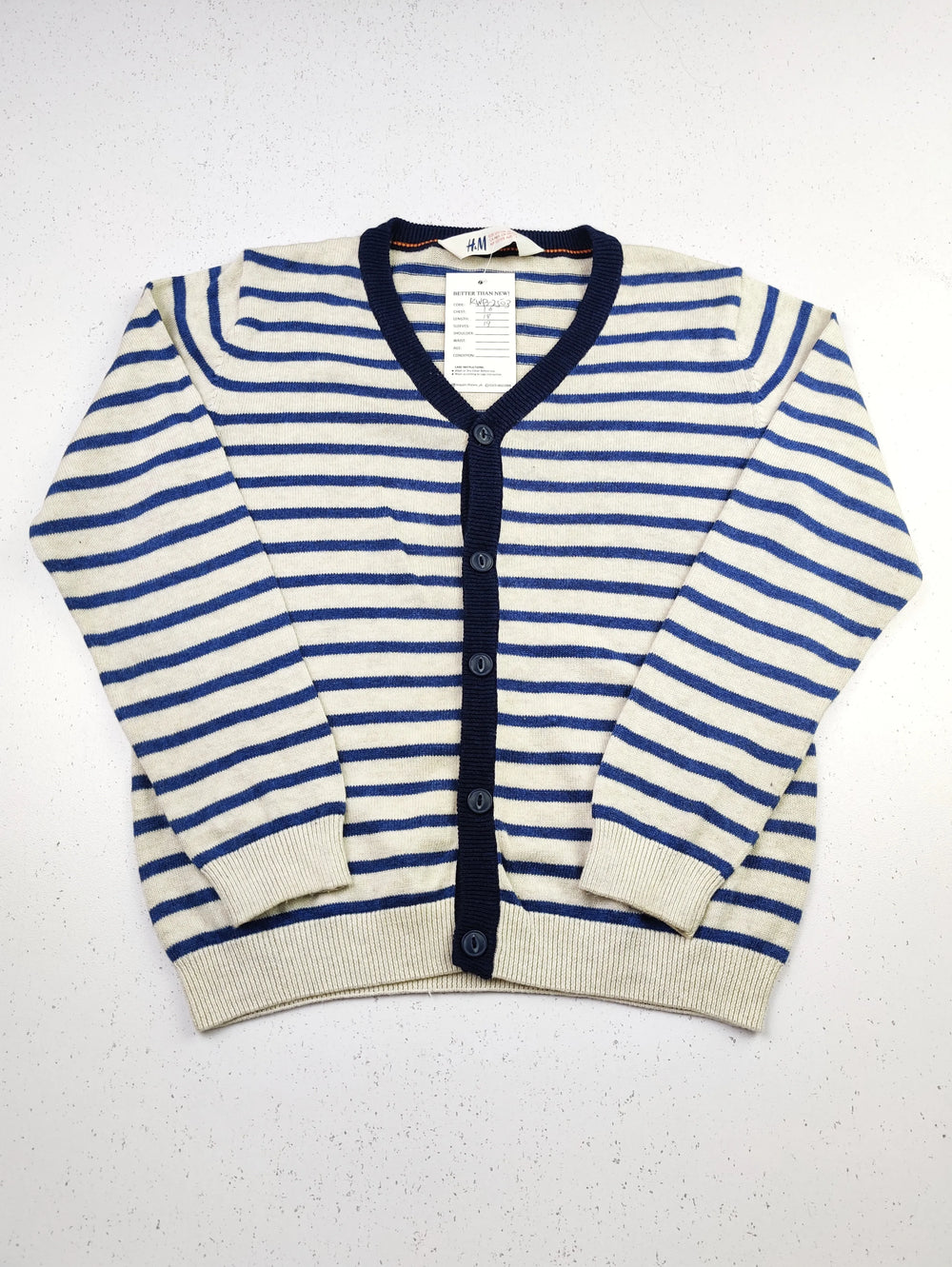 Buy online pre-used pre-loved 100% authentic & Original branded H&M (KWB-2503) available in Pakistan. Top international brands avilable.