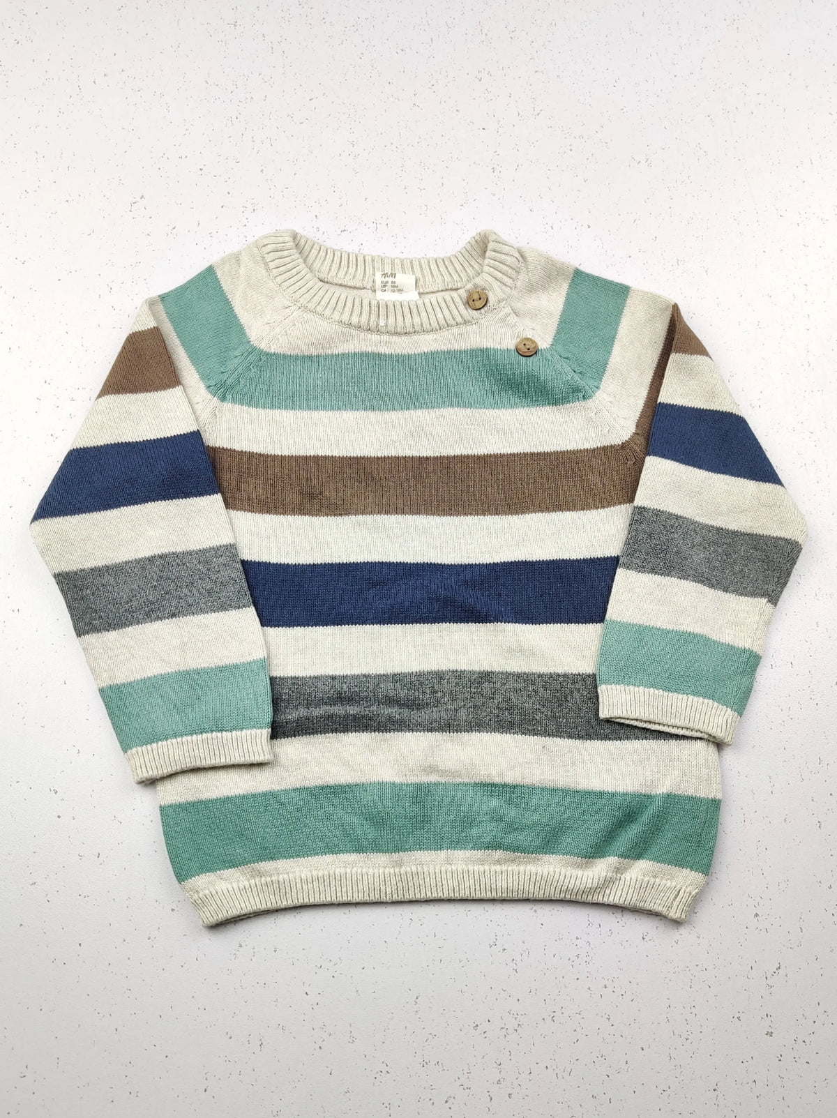 Buy online pre-used pre-loved 100% authentic & Original branded H&M (KWB-2572) available in Pakistan. Top international brands avilable.