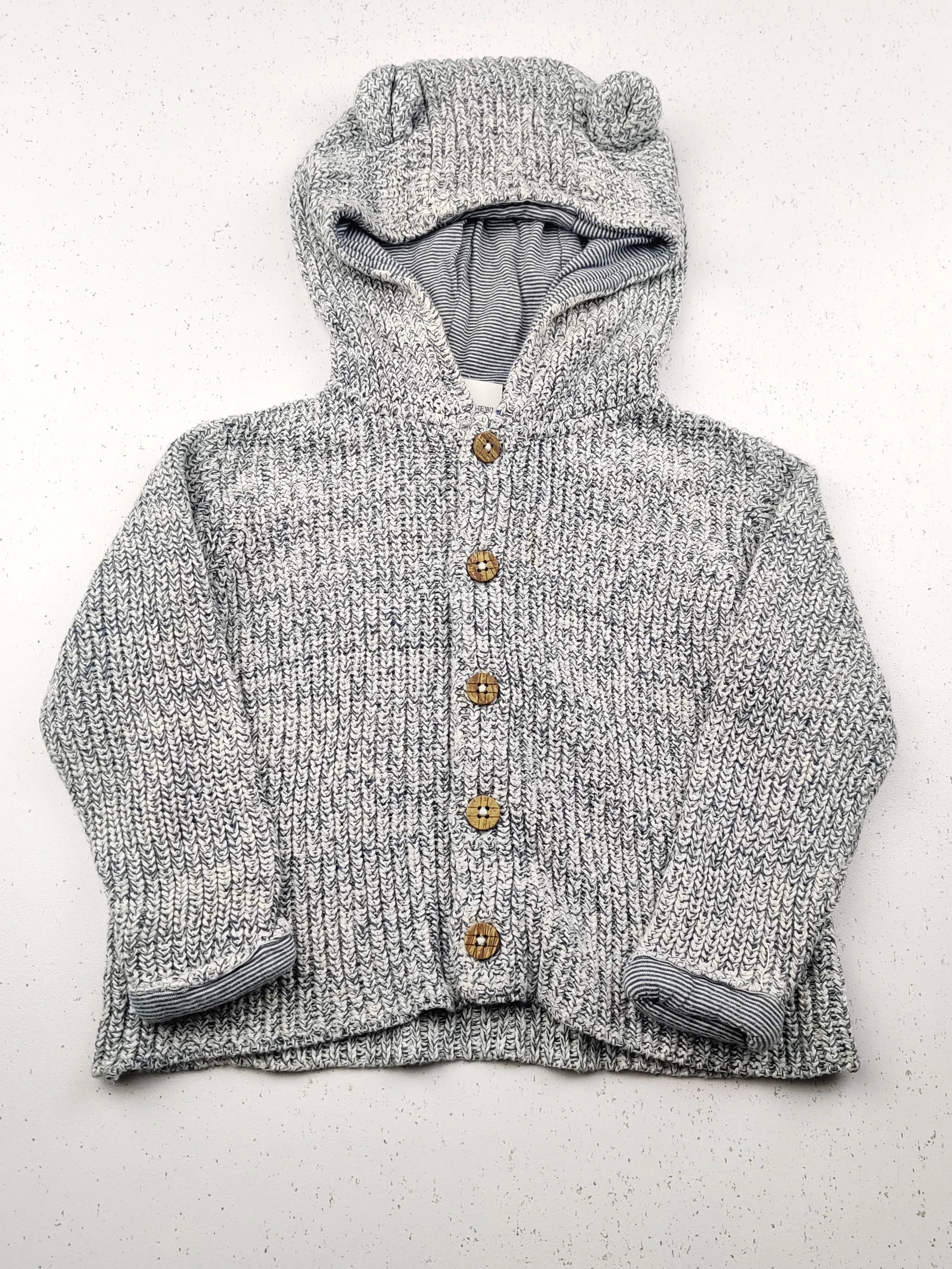 Buy online pre-used pre-loved 100% authentic & Original branded Dunnes Stores (KWB-2579) available in Pakistan. Top international brands avilable.