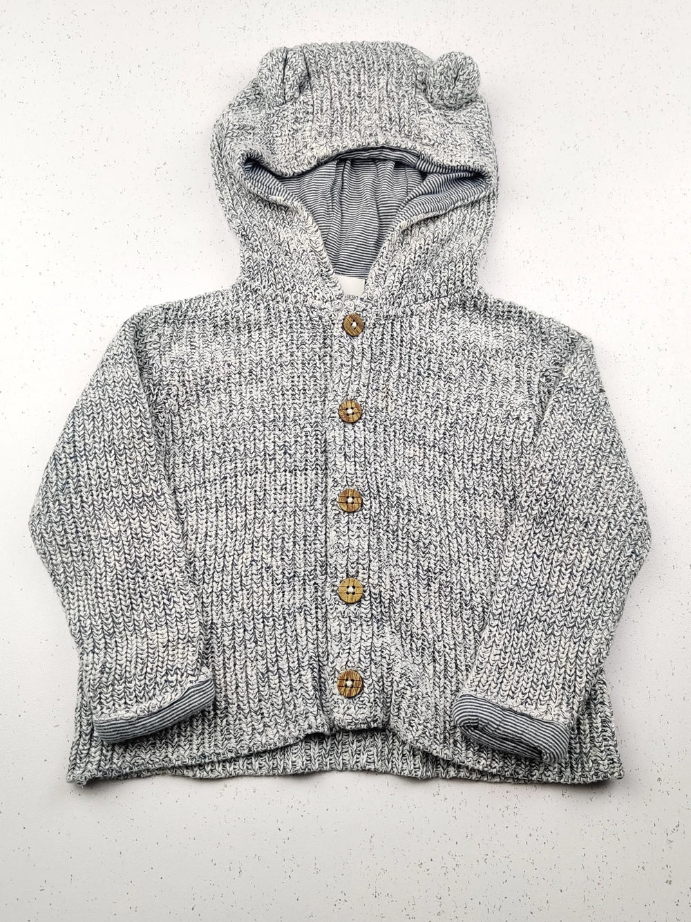 Buy online pre-used pre-loved 100% authentic & Original branded Dunnes Stores (KWB-2579) available in Pakistan. Top international brands avilable.