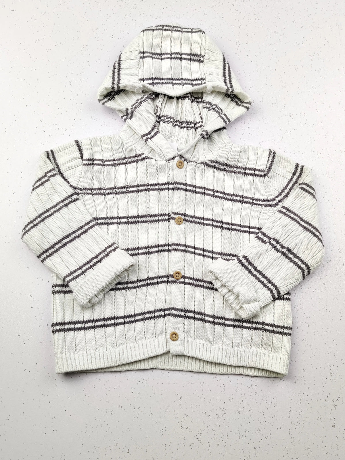 Buy online pre-used pre-loved 100% authentic & Original branded Primark (KWB-2581) available in Pakistan. Top international brands avilable.