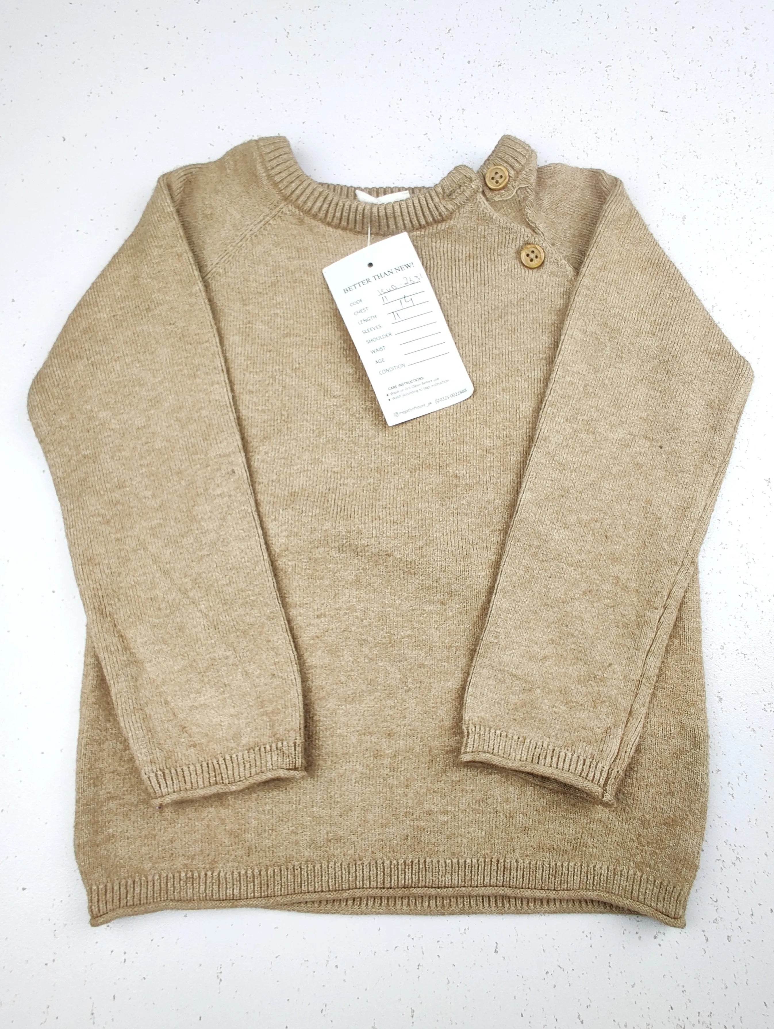 Buy online pre-used pre-loved 100% authentic & Original branded F&F (KWB-2631) available in Pakistan. Top international brands avilable.