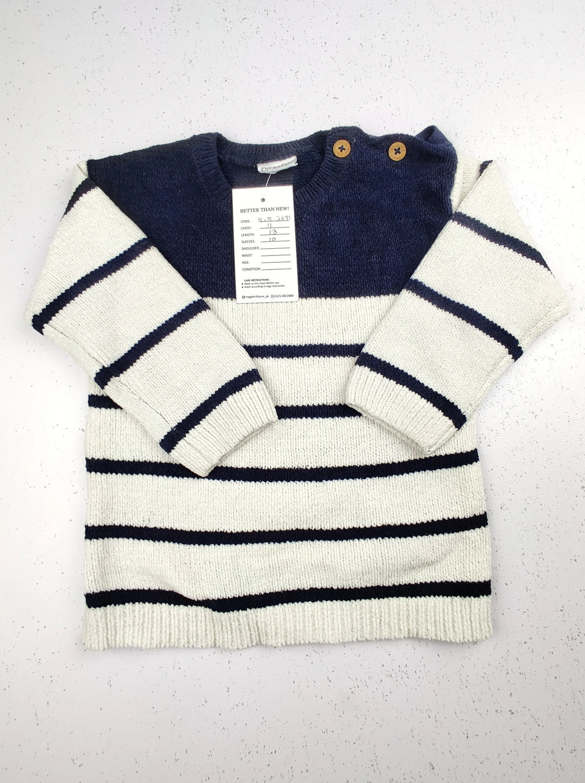 Buy online pre-used pre-loved 100% authentic & Original branded F&F (KWB-2671) available in Pakistan. Top international brands avilable.