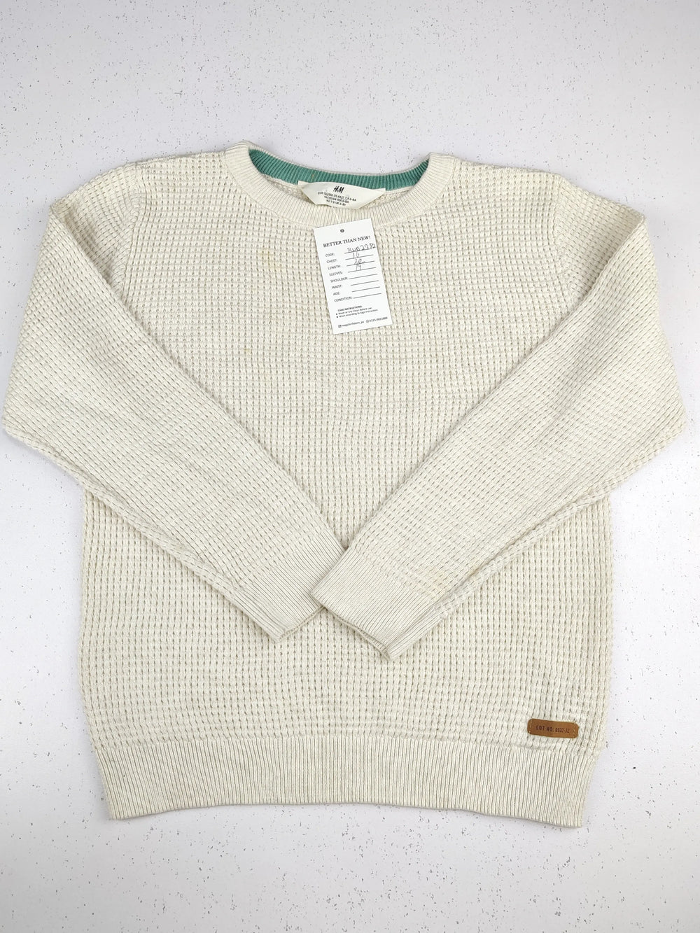 Buy online pre-used pre-loved 100% authentic & Original branded H&M (KWB-2782) available in Pakistan. Top international brands avilable.