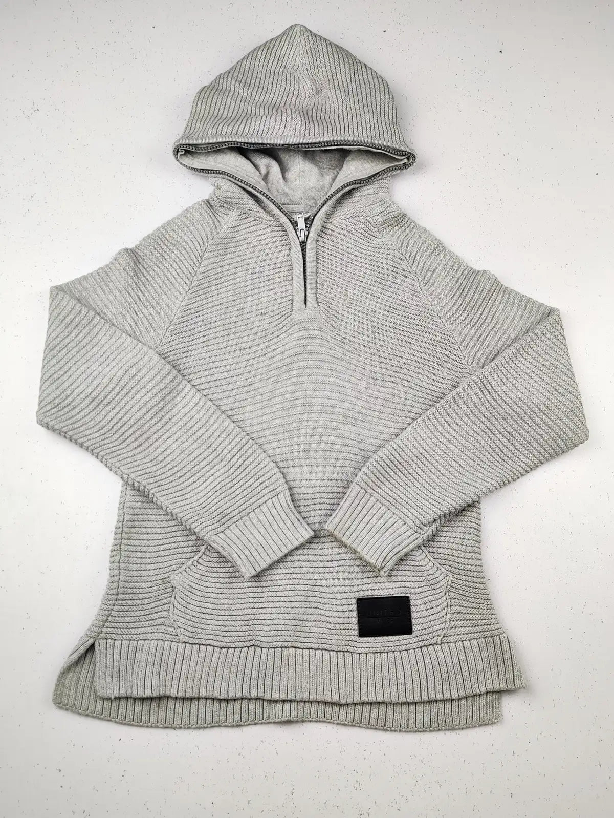 Buy online pre-used pre-loved 100% authentic & Original branded H&M (KWB-2954) available in Pakistan. Top international brands avilable.