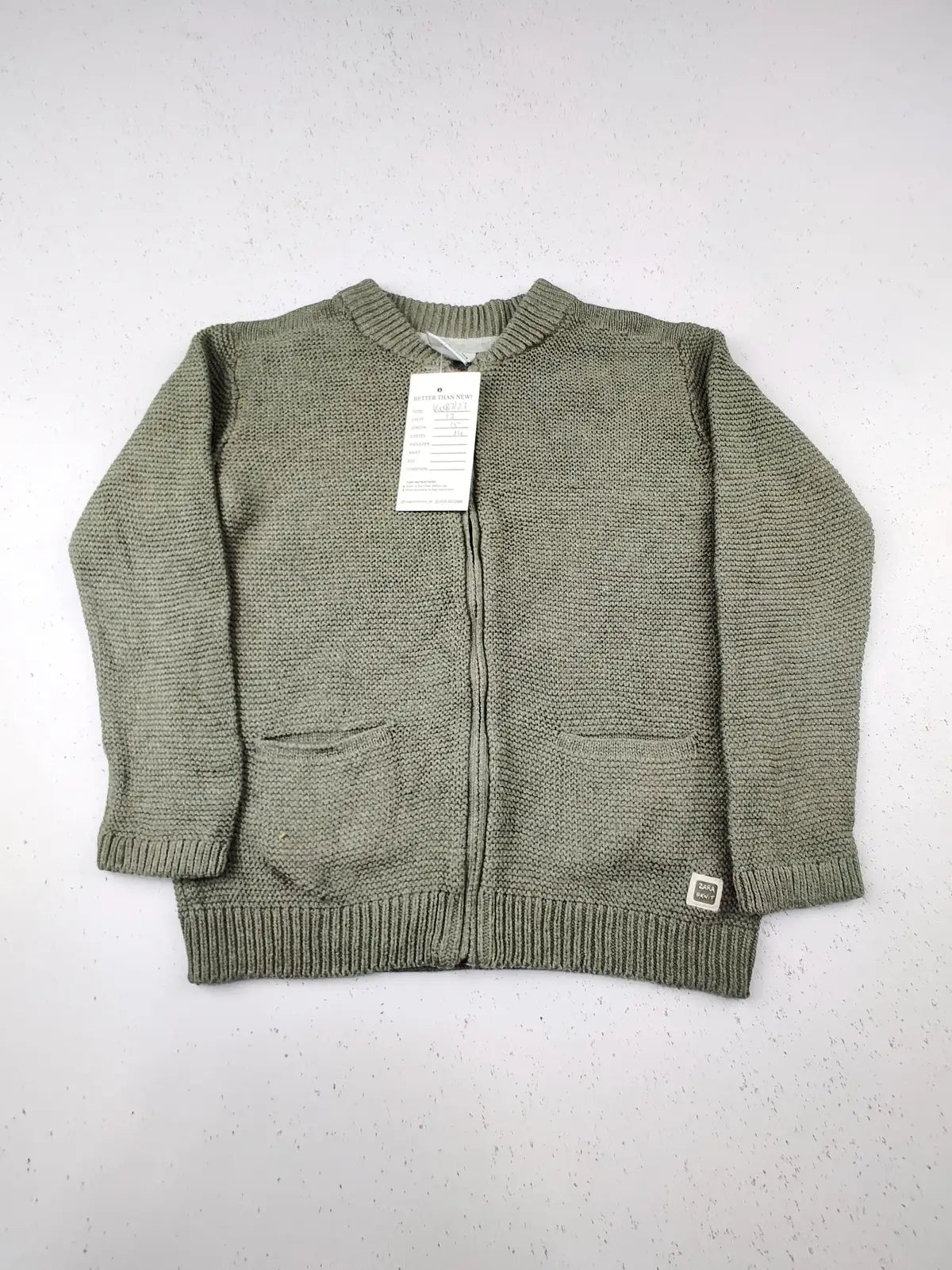 Buy online pre-used pre-loved 100% authentic & Original branded Zara (KWB-3123) available in Pakistan. Top international brands avilable.