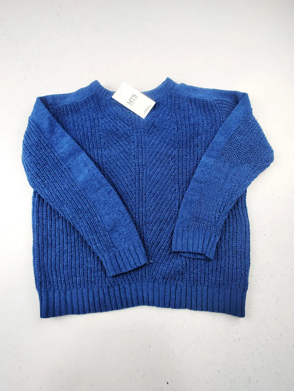 Buy online pre-used pre-loved 100% authentic & Original branded Dunnes Stores (KWB-3152) available in Pakistan. Top international brands avilable.