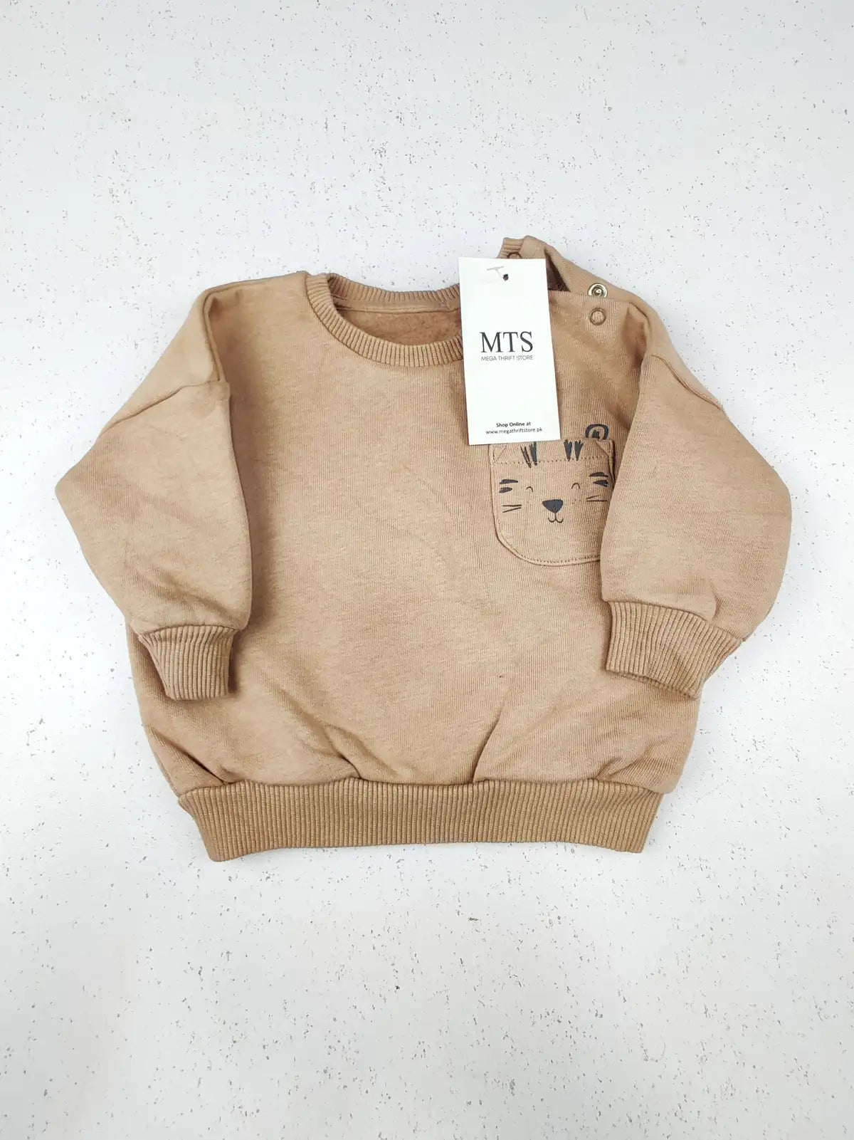 Buy online pre-used pre-loved 100% authentic & Original branded Unknown Brand (KWB-3248) available in Pakistan. Top international brands avilable.