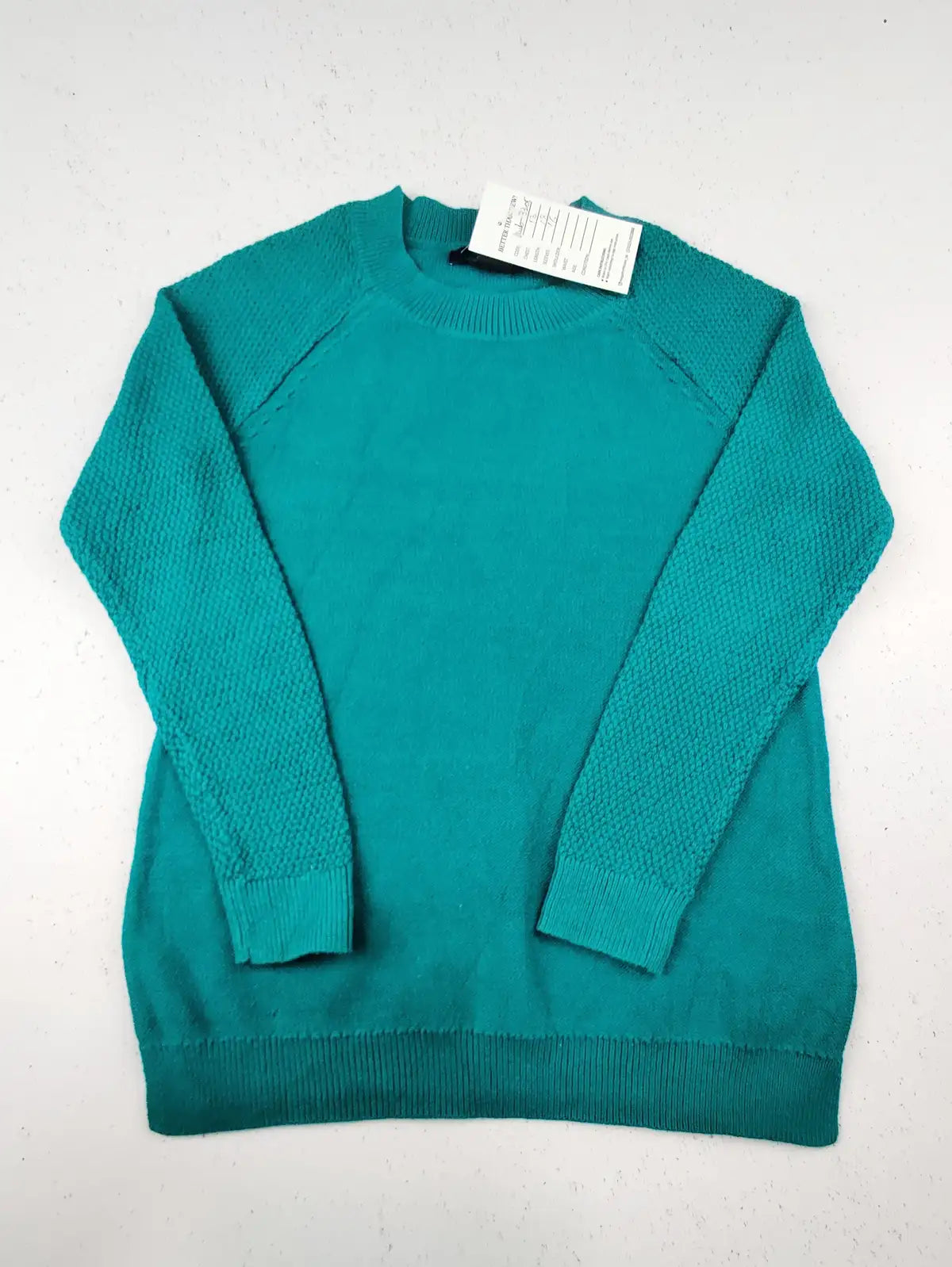 Buy online pre-used pre-loved 100% authentic & Original branded Gap (KWB-3305) available in Pakistan. Top international brands avilable.