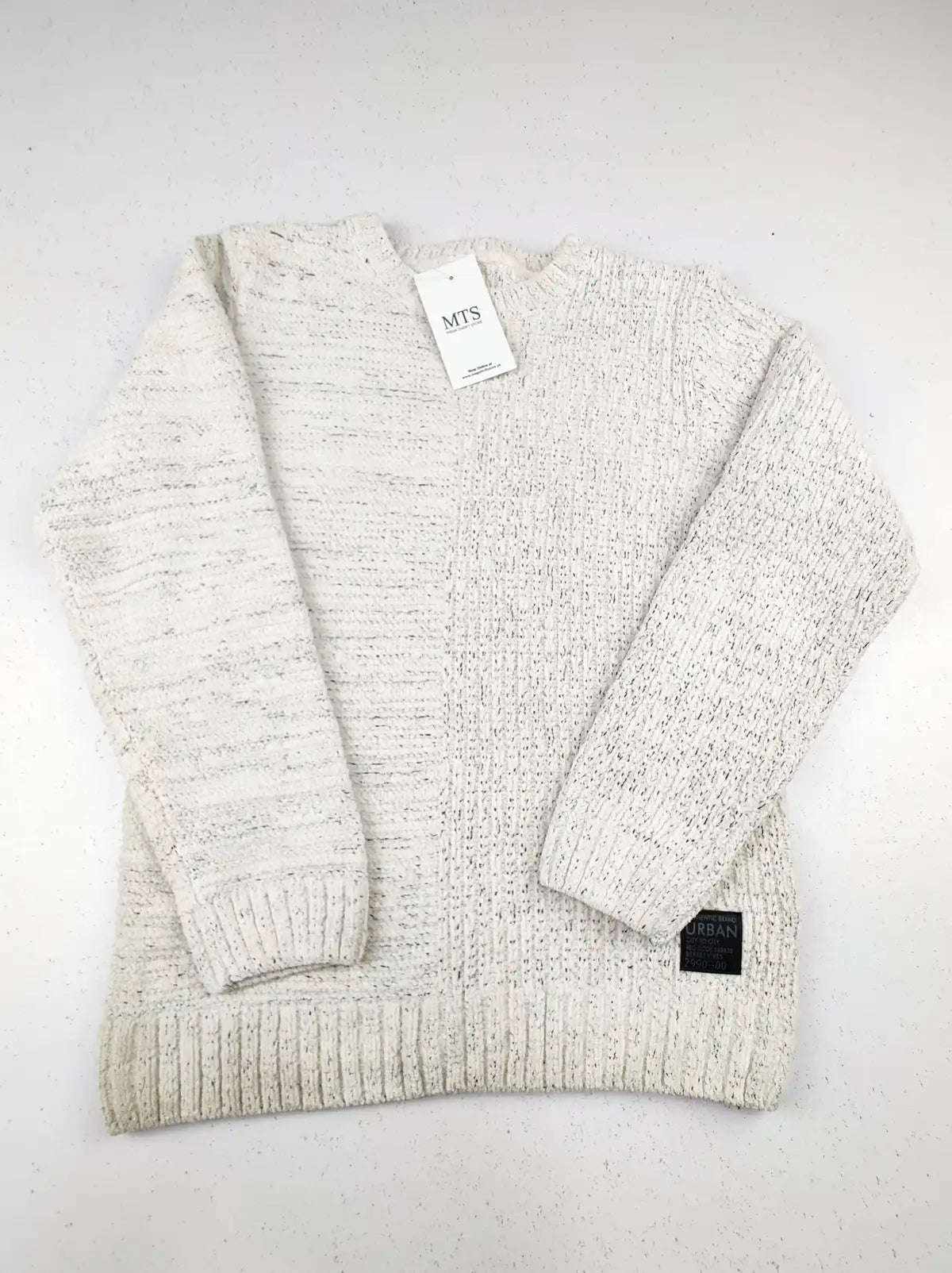 Buy online pre-used pre-loved 100% authentic & Original branded F&F (KWB-3344) available in Pakistan. Top international brands avilable.