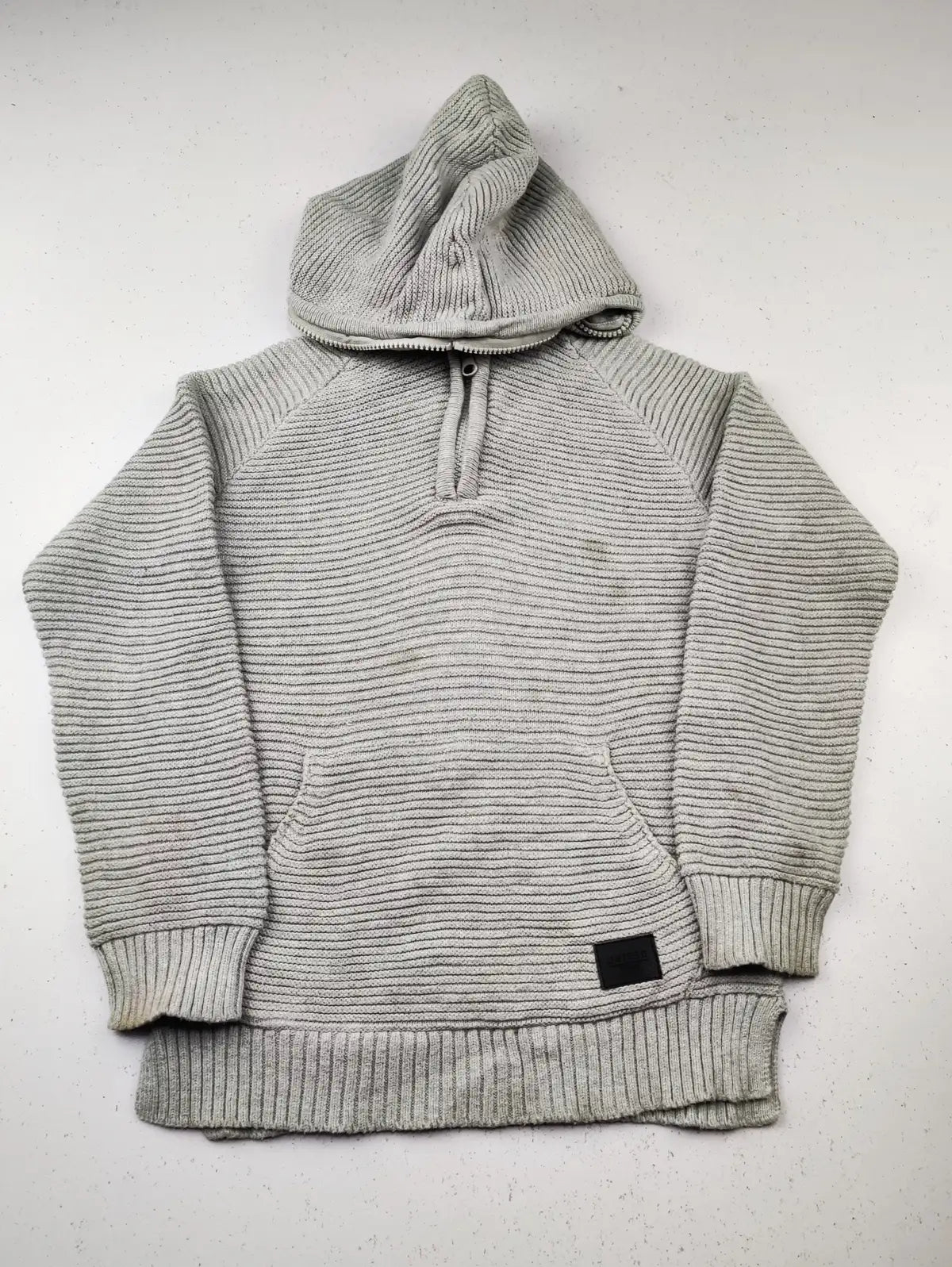 Buy online pre-used pre-loved 100% authentic & Original branded H&M (KWB-3581) available in Pakistan. Top international brands avilable.