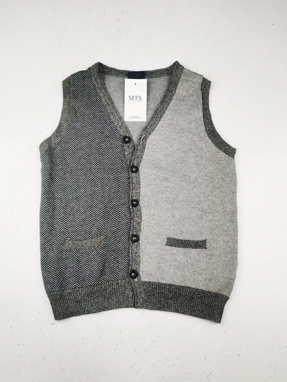 Buy online pre-used pre-loved 100% authentic & Original branded Next (KWB-3767) available in Pakistan. Top international brands avilable.