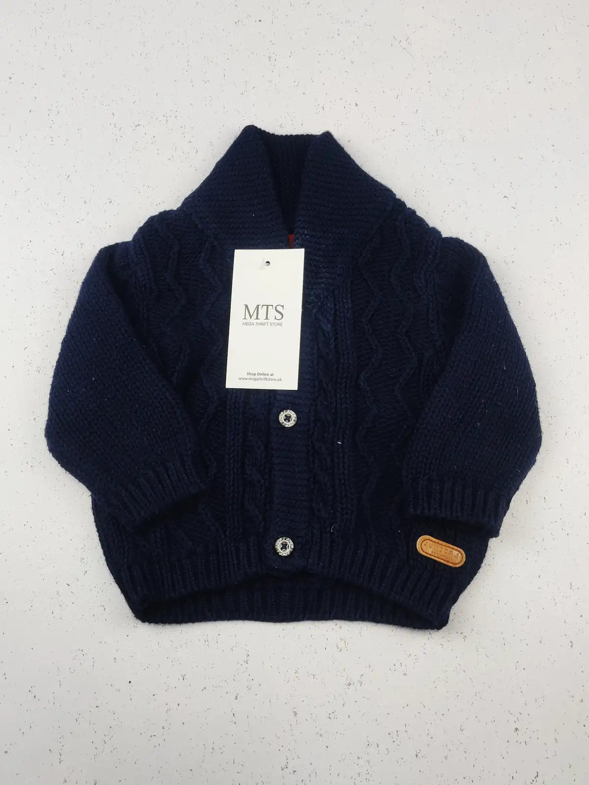 Buy online pre-used pre-loved 100% authentic & Original branded Junior J (KWB-3819) available in Pakistan. Top international brands avilable.