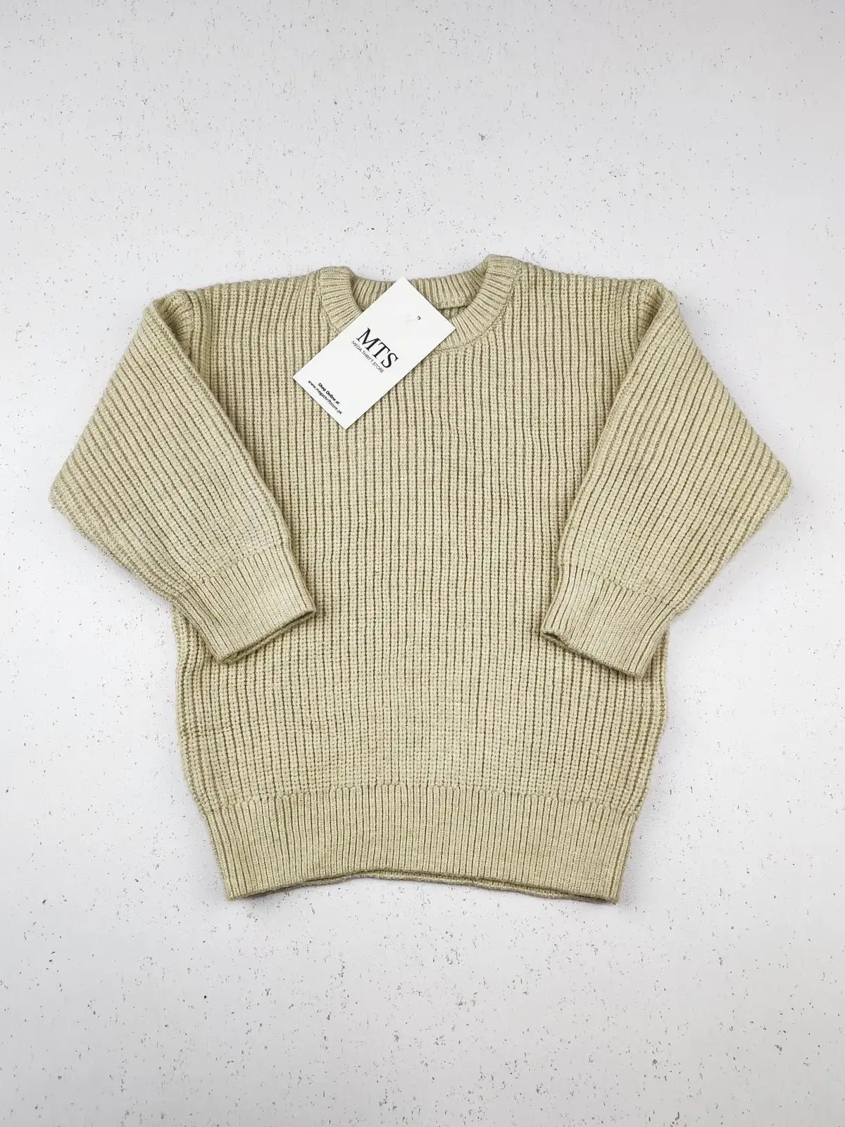 Buy online pre-used pre-loved 100% authentic & Original branded Unknown Brand (KWB-3836) available in Pakistan. Top international brands avilable.