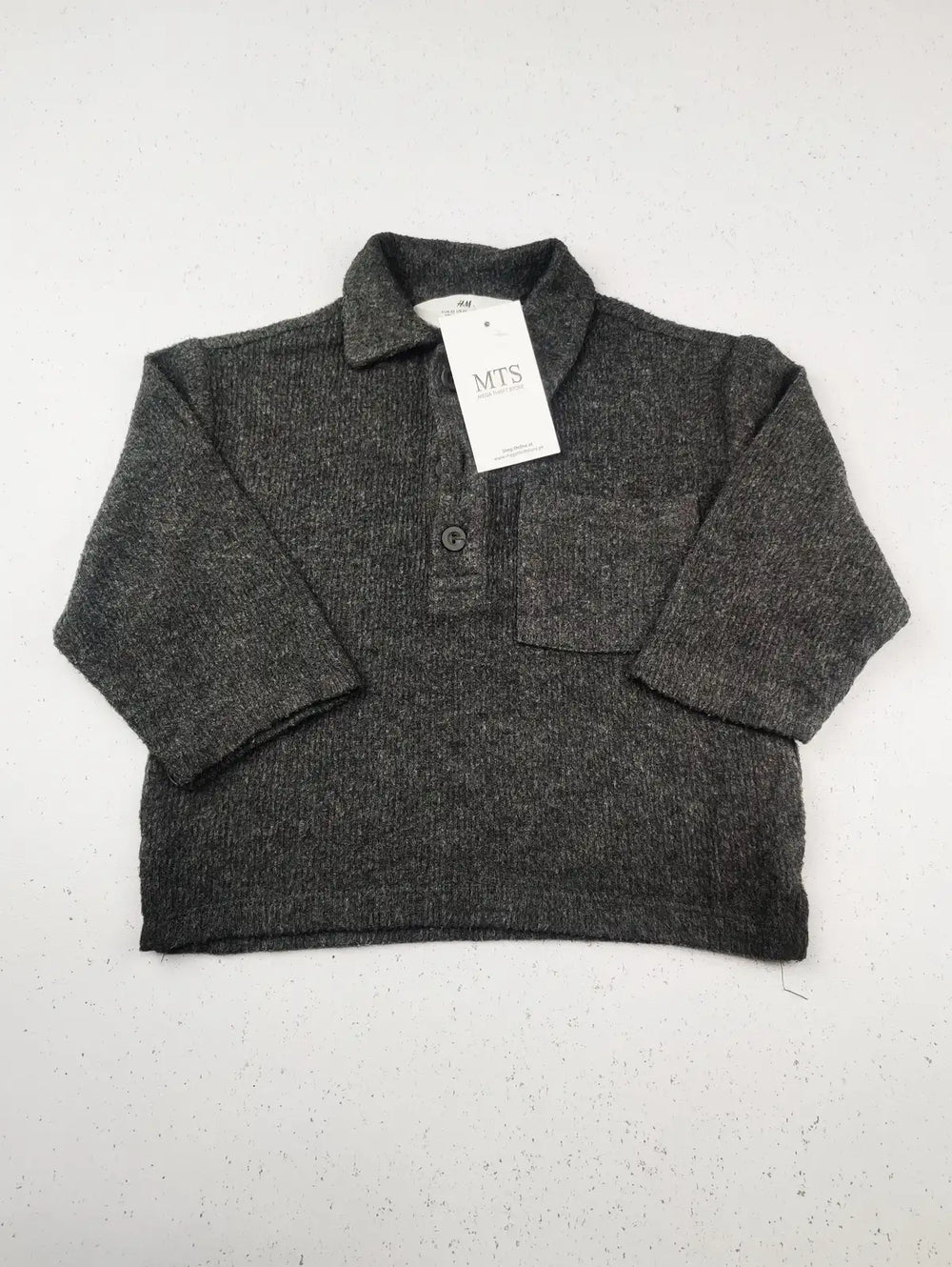 Buy online pre-used pre-loved 100% authentic & Original branded H&M (KWB-3909) available in Pakistan. Top international brands avilable.