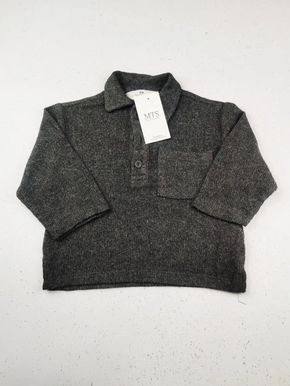 Buy online pre-used pre-loved 100% authentic & Original branded H&M (KWB-3909) available in Pakistan. Top international brands avilable.