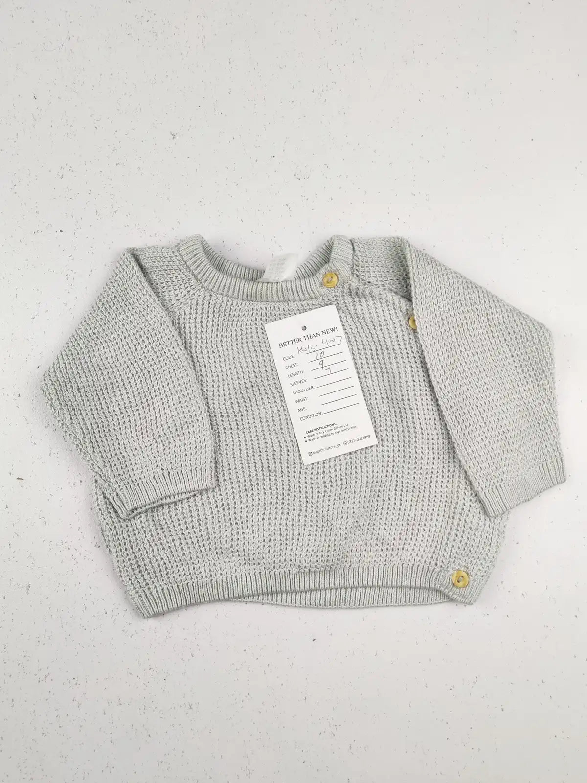 Buy online pre-used pre-loved 100% authentic & Original branded H&M (KWB-4007) available in Pakistan. Top international brands avilable.