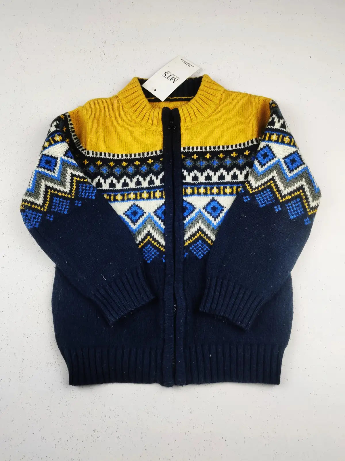 Buy online pre-used pre-loved 100% authentic & Original branded Dunnes Stores (KWB-4028) available in Pakistan. Top international brands avilable.