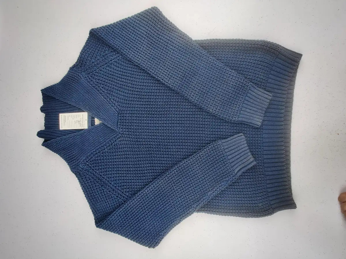 Buy online pre-used pre-loved 100% authentic & Original branded Marks & Spencer (KWB-4045) available in Pakistan. Top international brands avilable.