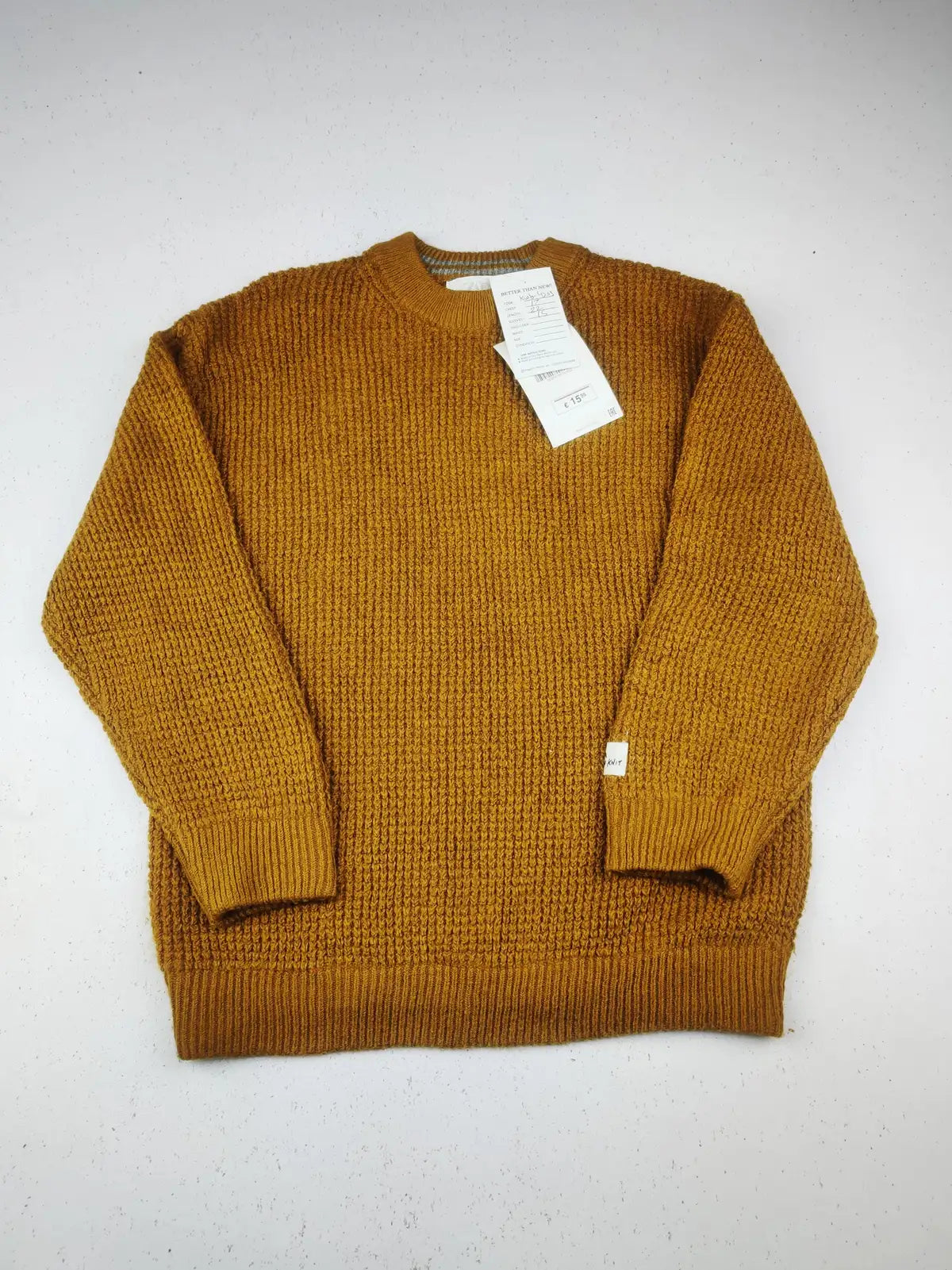 Buy online pre-used pre-loved 100% authentic & Original branded Zara (KWB-4203) available in Pakistan. Top international brands avilable.