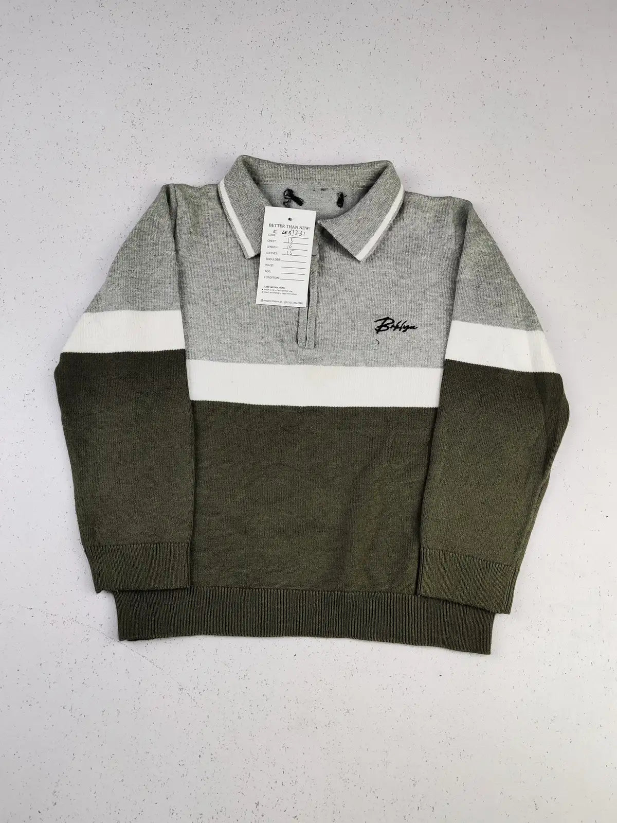 Buy online pre-used pre-loved 100% authentic & Original branded Unknown Brand (KWB-4231) available in Pakistan. Top international brands avilable.