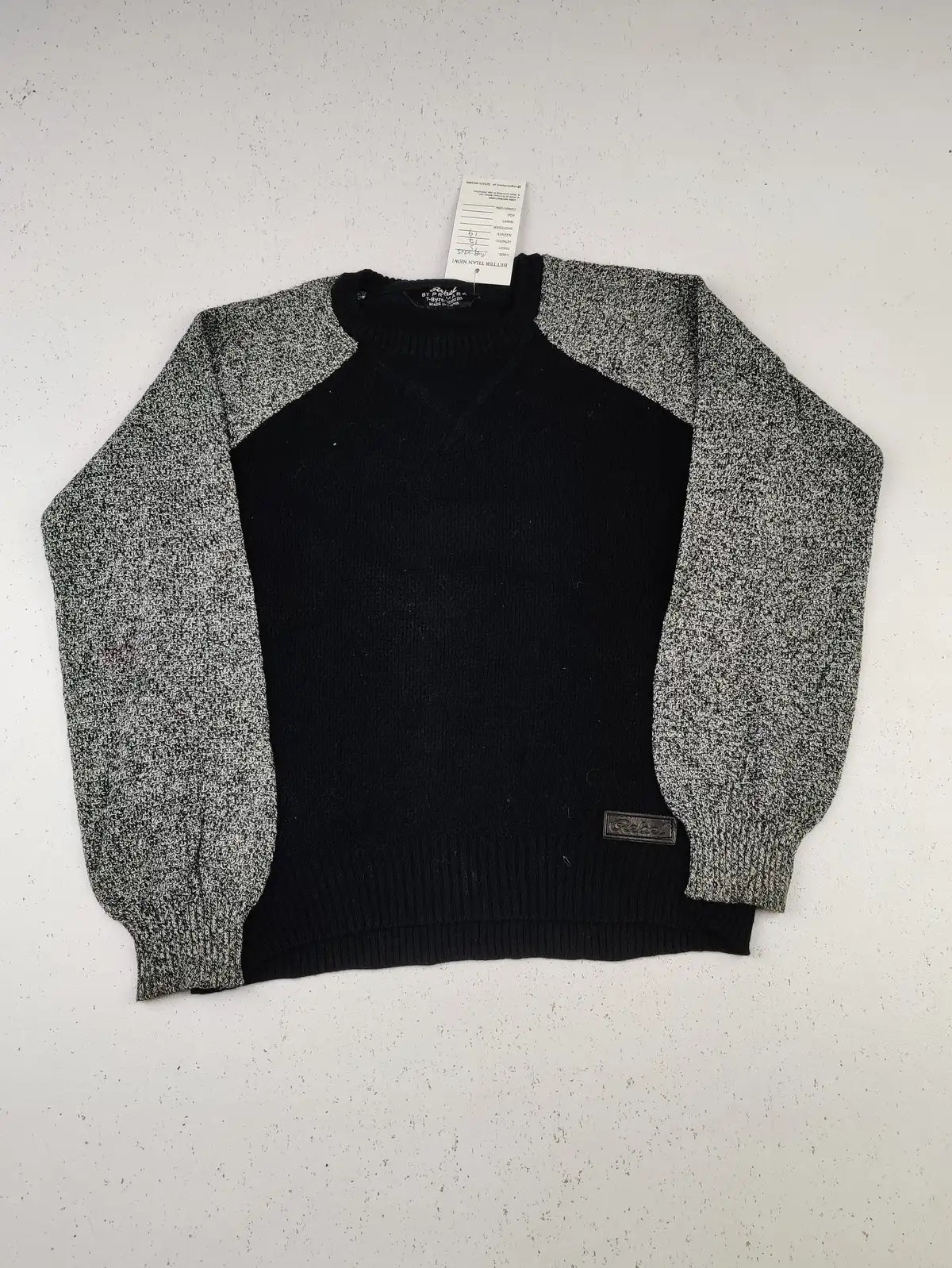 Buy online pre-used pre-loved 100% authentic & Original branded Rebel (KWB-4365) available in Pakistan. Top international brands avilable.