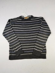 Buy online pre-used pre-loved 100% authentic & Original branded Urban Outlaws (KWB-4404) available in Pakistan. Top international brands avilable.