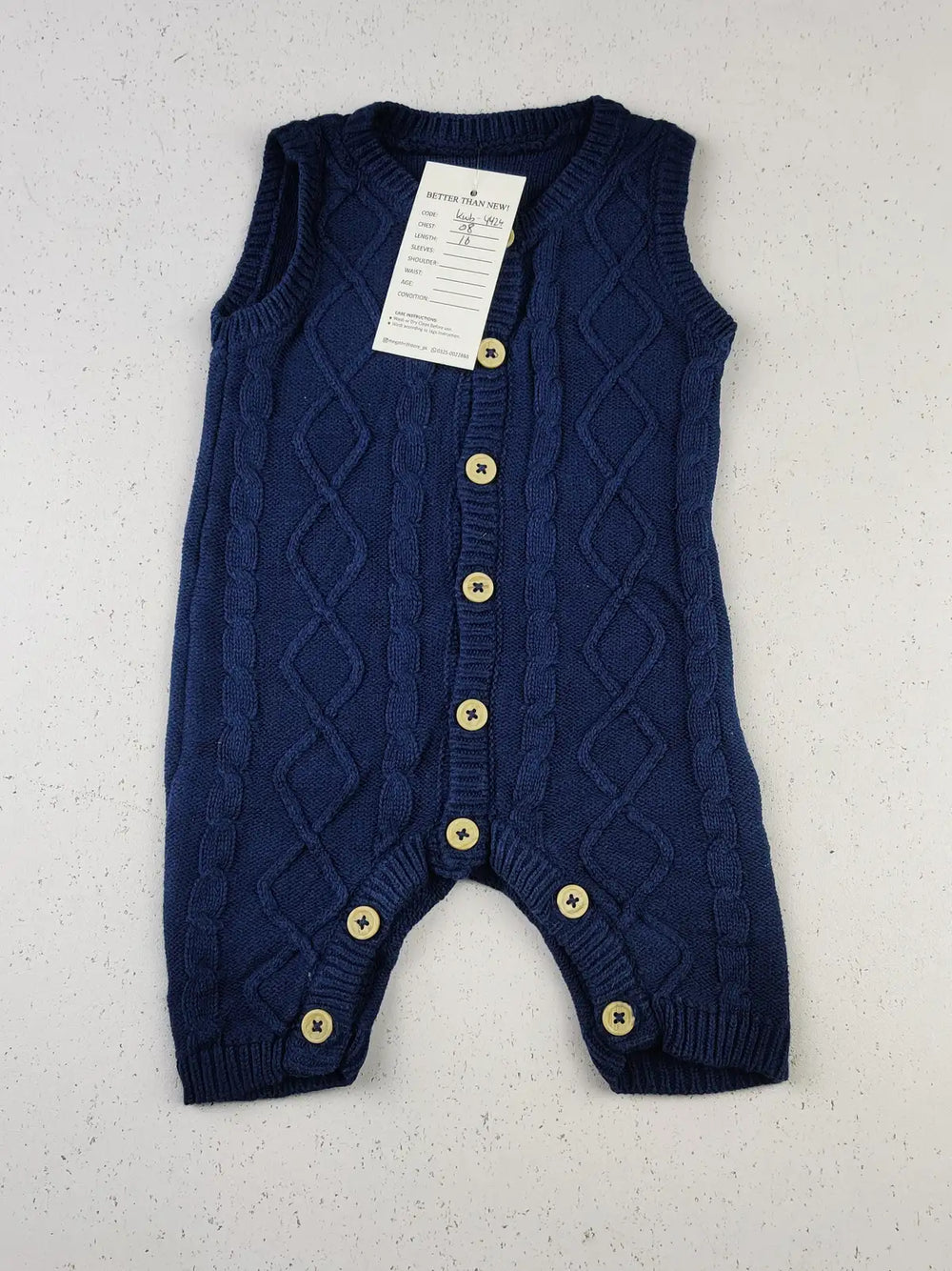 Buy online pre-used pre-loved 100% authentic & Original branded Unknown Brand (KWB-4424) available in Pakistan. Top international brands avilable.