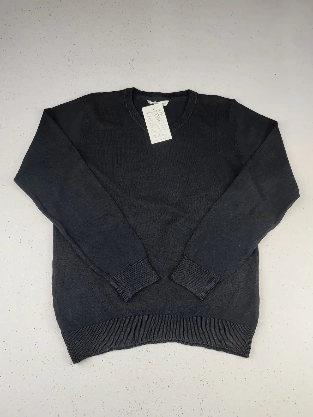 Buy online pre-used pre-loved 100% authentic & Original branded F&F (KWB-4462) available in Pakistan. Top international brands avilable.