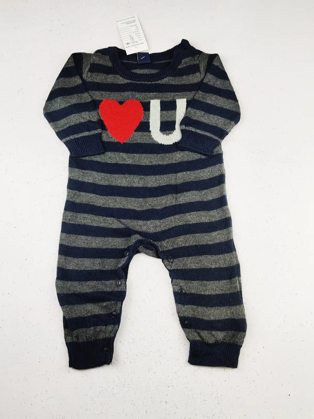 Buy online pre-used pre-loved 100% authentic & Original branded Gap (KWB-4665) available in Pakistan. Top international brands avilable.