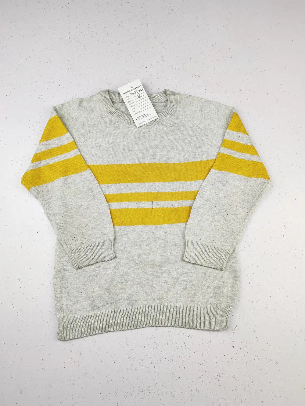 Buy online pre-used pre-loved 100% authentic & Original branded Unknown Brand (KWB-4682) available in Pakistan. Top international brands avilable.