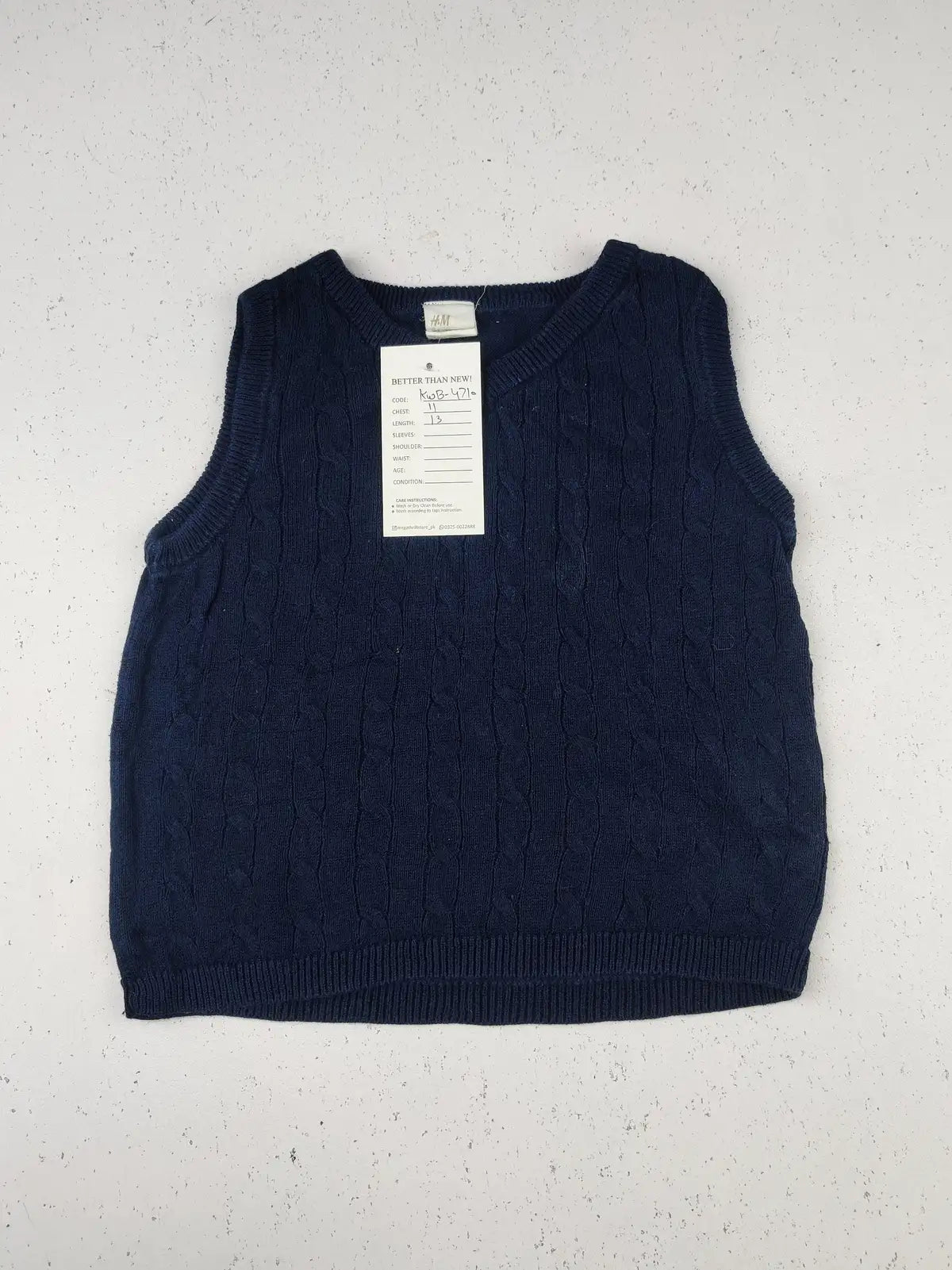 Buy online pre-used pre-loved 100% authentic & Original branded H&M (KWB-4710) available in Pakistan. Top international brands avilable.