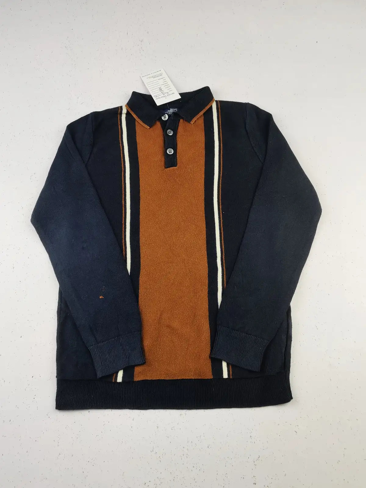 Buy online pre-used pre-loved 100% authentic & Original branded Boys (KWB-4783) available in Pakistan. Top international brands avilable.