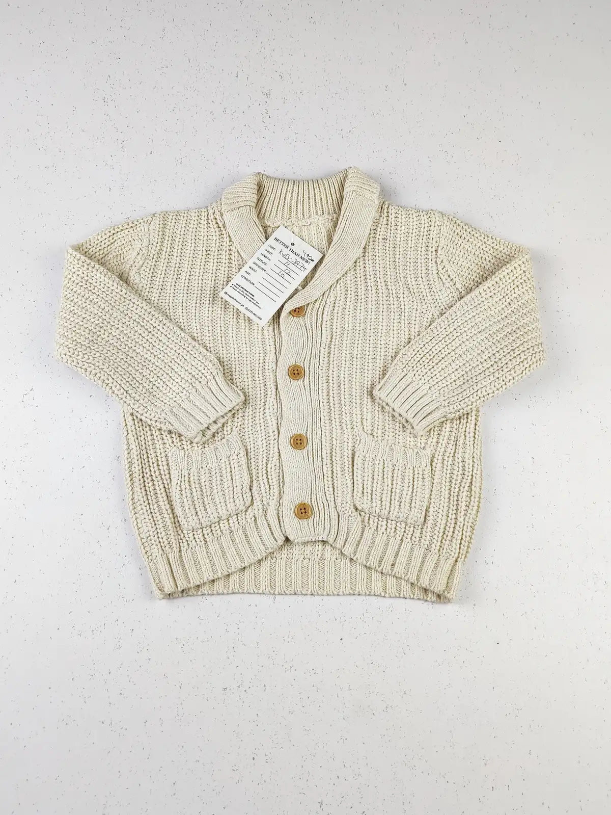 Buy online pre-used pre-loved 100% authentic & Original branded Unknown Brand (KWB-4920) available in Pakistan. Top international brands avilable.