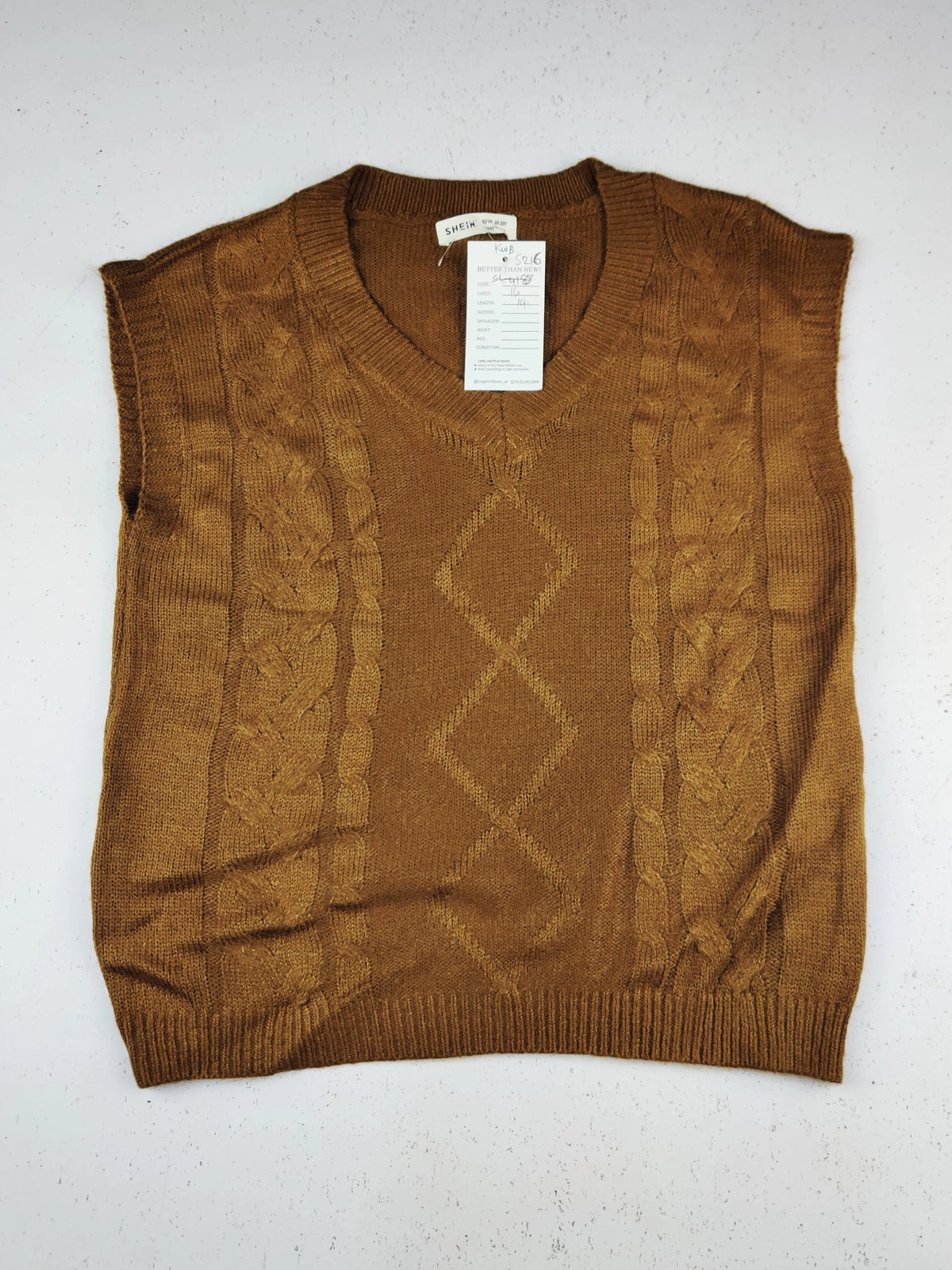 Buy online pre-used pre-loved 100% authentic & Original branded Shein (KWB-5216) available in Pakistan. Top international brands avilable.